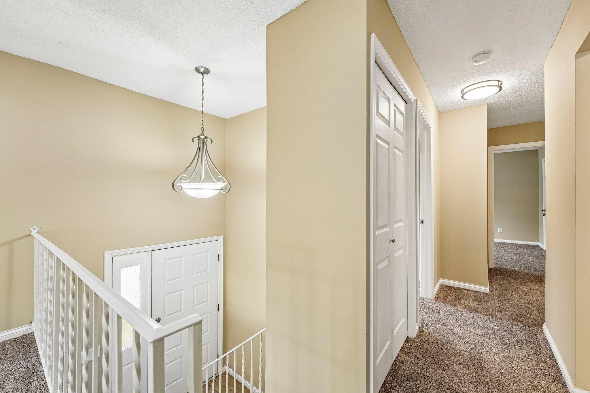View of Residential at 6852 Macbeth Circle, Woodbury MN 55125, Woodbury (12 of 46) - Mike Wilen | Minnesota Team Real Estate