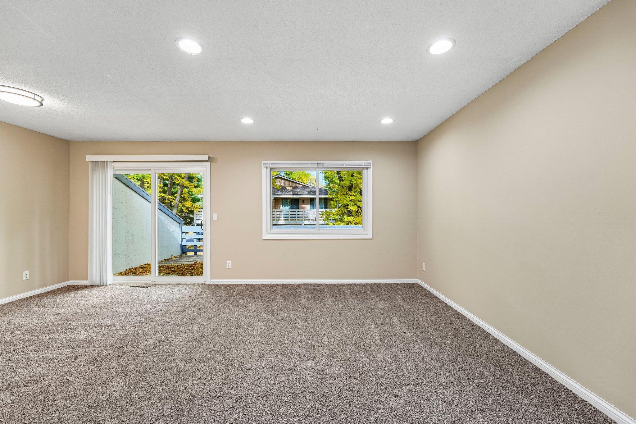 View of Residential at 6852 Macbeth Circle, Woodbury MN 55125, Woodbury (13 of 46) - Mike Wilen | Minnesota Team Real Estate