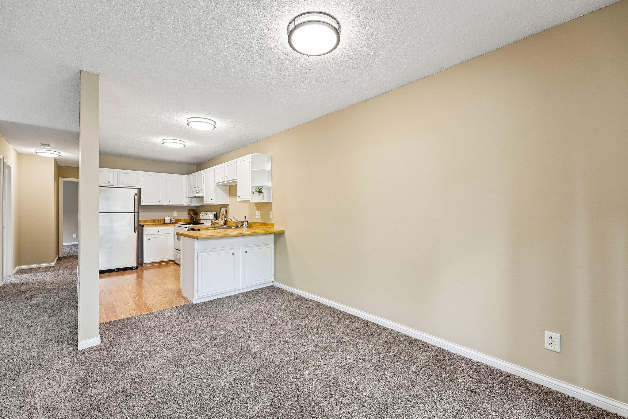 View of Residential at 6852 Macbeth Circle, Woodbury MN 55125, Woodbury (15 of 46) - Mike Wilen | Minnesota Team Real Estate