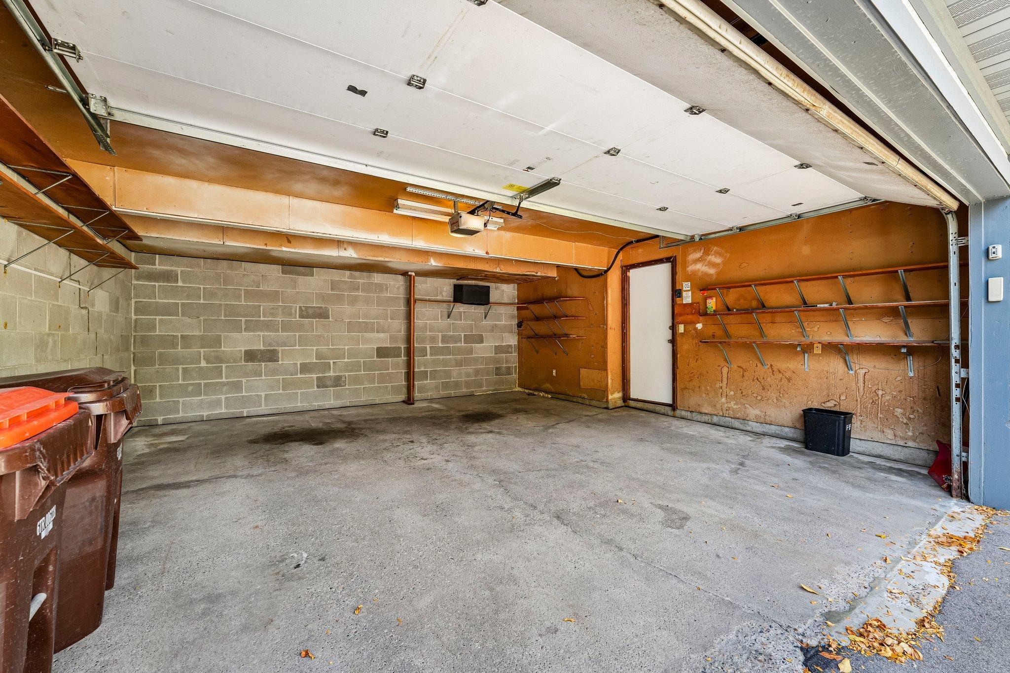 View of Residential at 6852 Macbeth Circle, Woodbury MN 55125, Woodbury (43 of 46) - Mike Wilen | Minnesota Team Real Estate