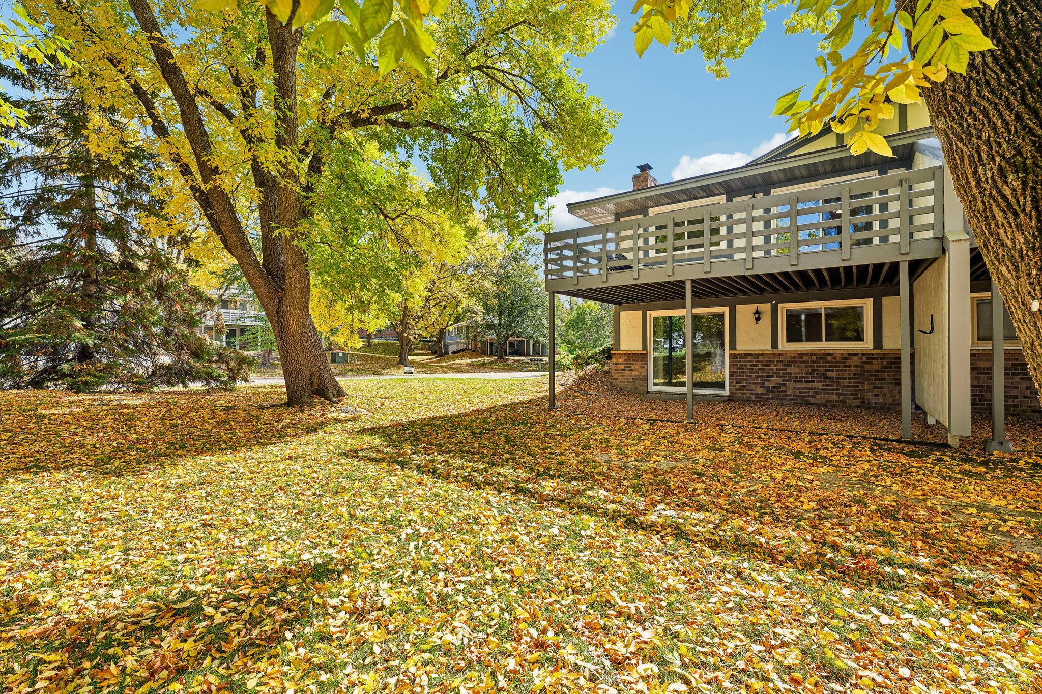 View of Residential at 6852 Macbeth Circle, Woodbury MN 55125, Woodbury (2 of 46) - Mike Wilen | Minnesota Team Real Estate