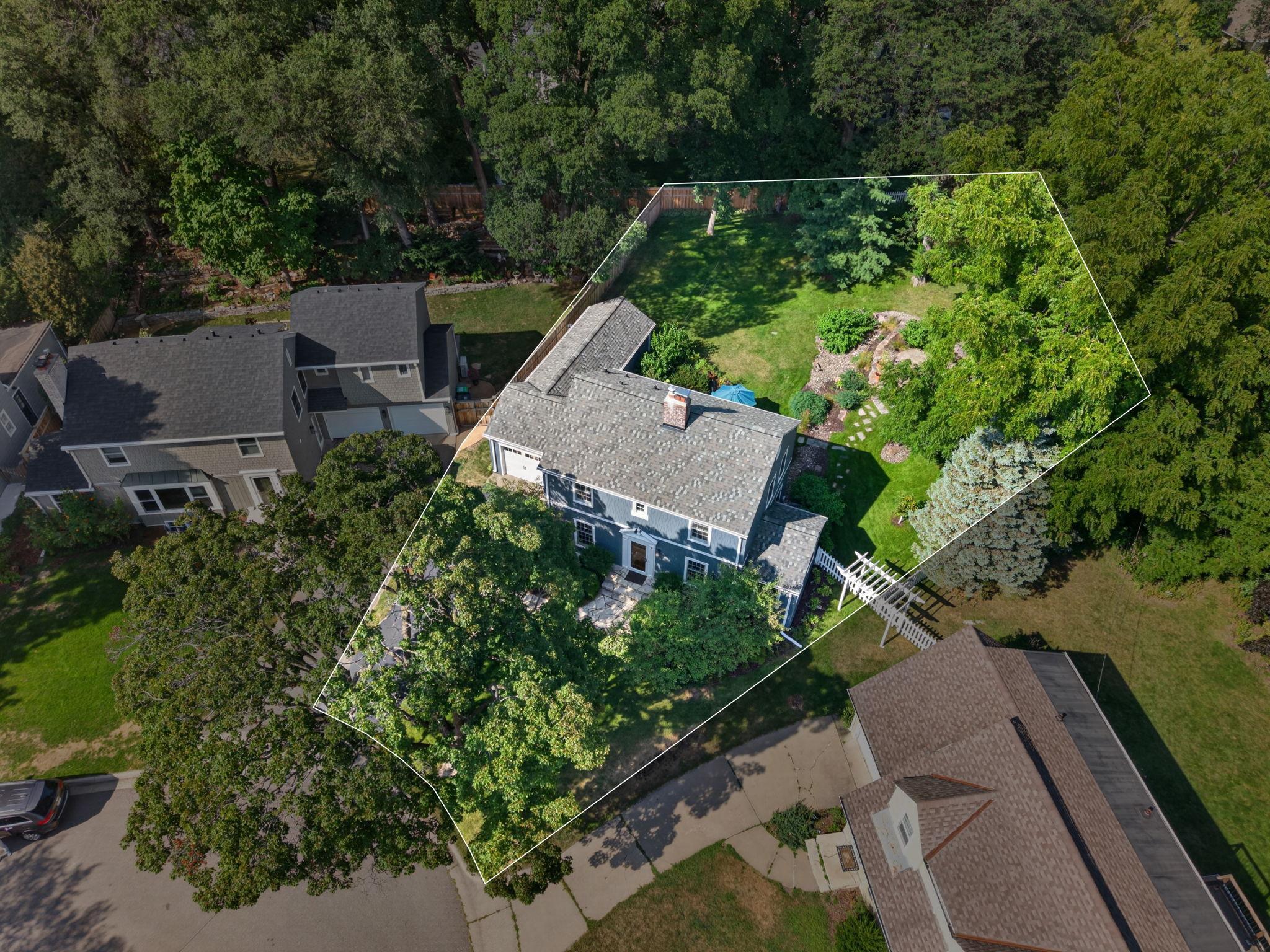 View of Residential at 6 Edina Court, Edina MN 55424, Edina (47 of 58) - Mike Wilen | Minnesota Team Real Estate