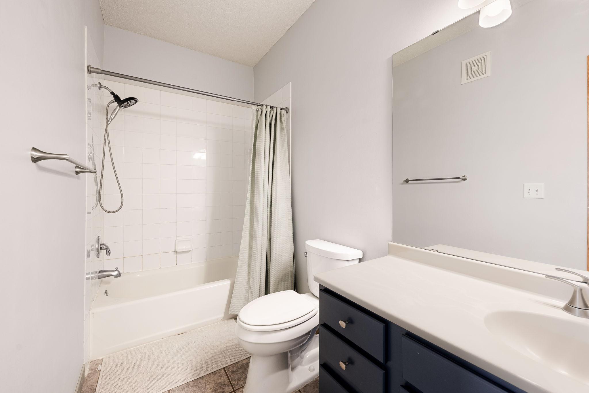 View of Residential at 575 1st Street #404, Minneapolis MN 55401, Minneapolis (34 of 50) - Mike Wilen | Minnesota Team Real Estate