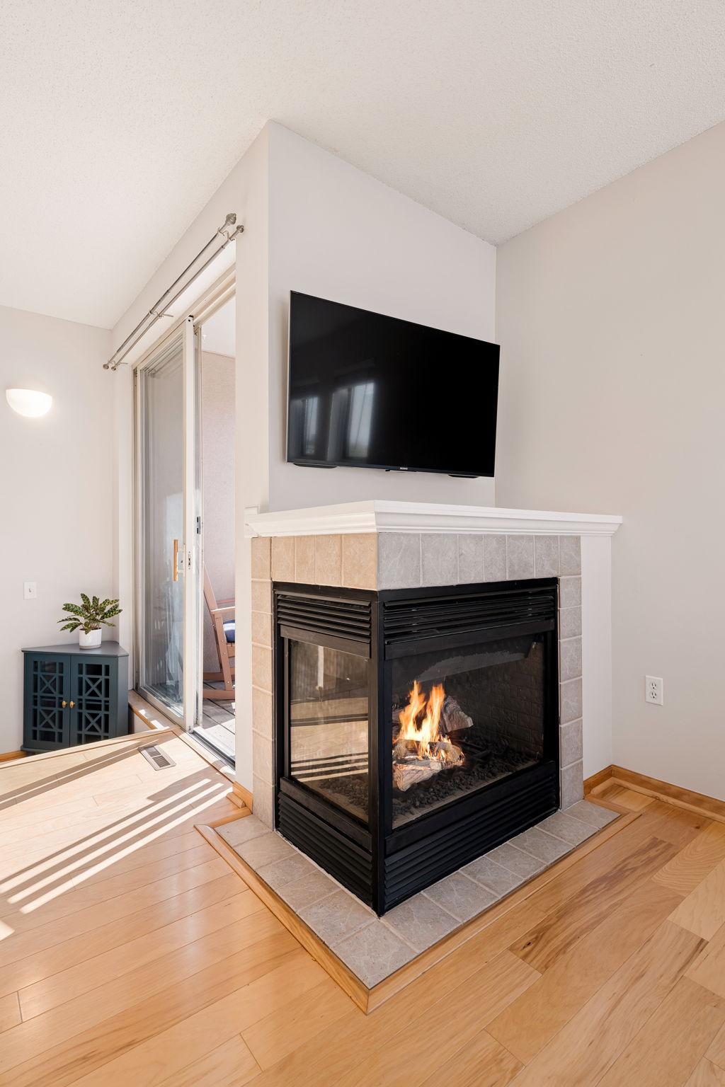 View of Residential at 575 1st Street #404, Minneapolis MN 55401, Minneapolis (21 of 50) - Mike Wilen | Minnesota Team Real Estate