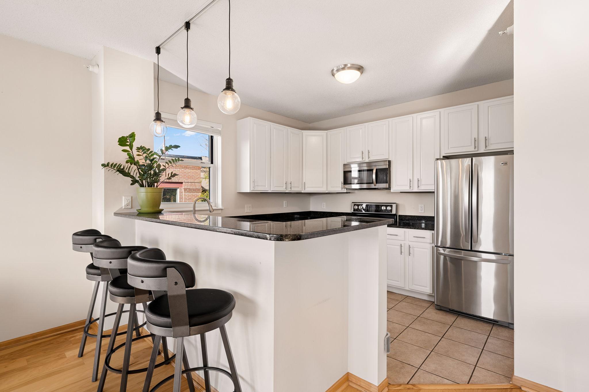 View of Residential at 575 1st Street #404, Minneapolis MN 55401, Minneapolis (9 of 50) - Mike Wilen | Minnesota Team Real Estate