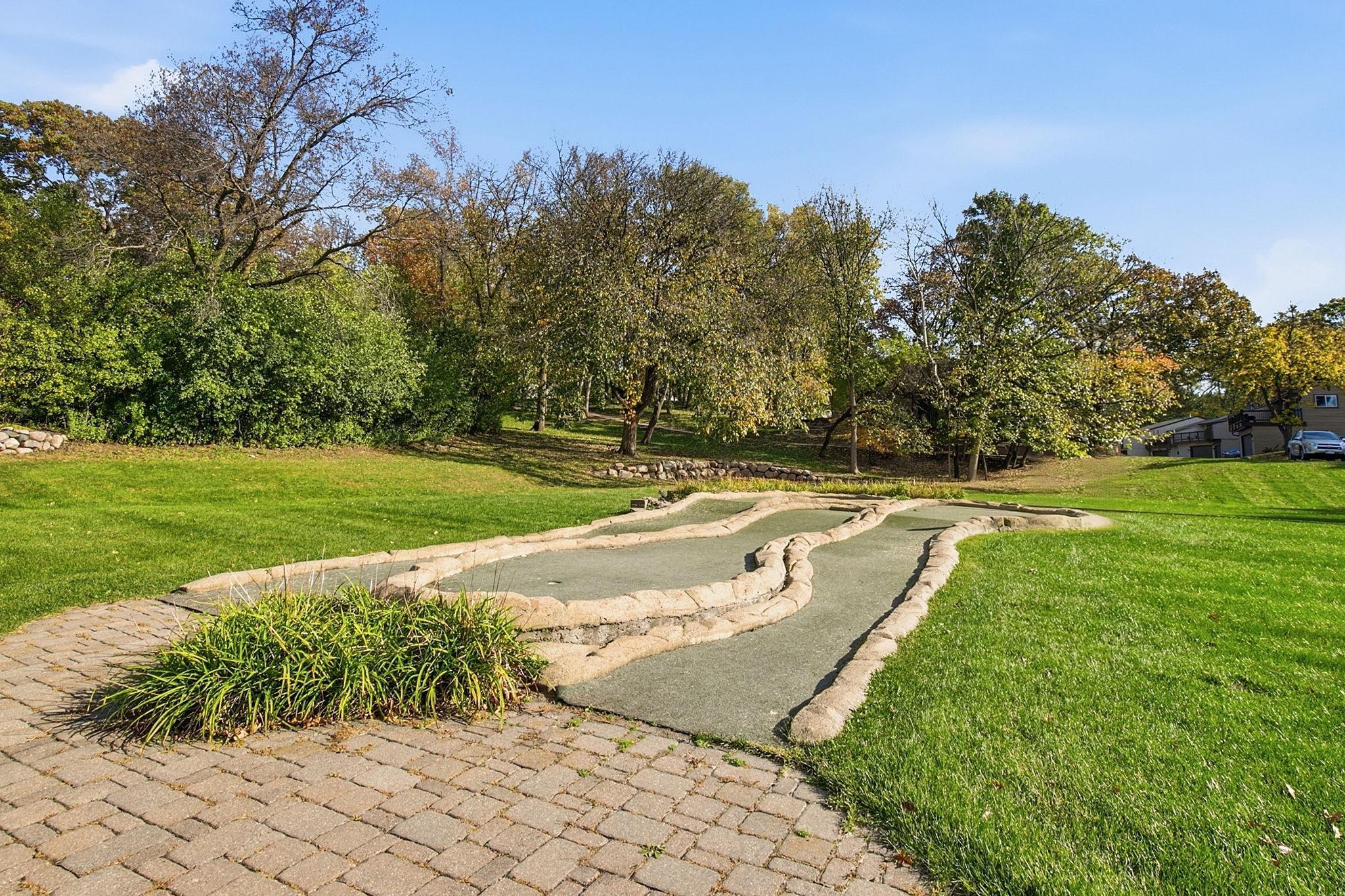 View of Residential at 289 River Woods Lane, Burnsville MN 55337, Burnsville (58 of 61) - Mike Wilen | Minnesota Team Real Estate