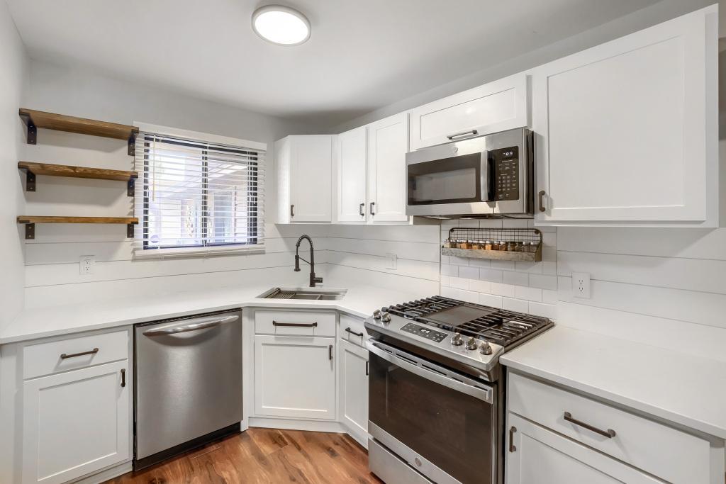 View of Residential at 12572 University Avenue, Coon Rapids MN 55448, Coon Rapids (16 of 37) - Mike Wilen | Minnesota Team Real Estate