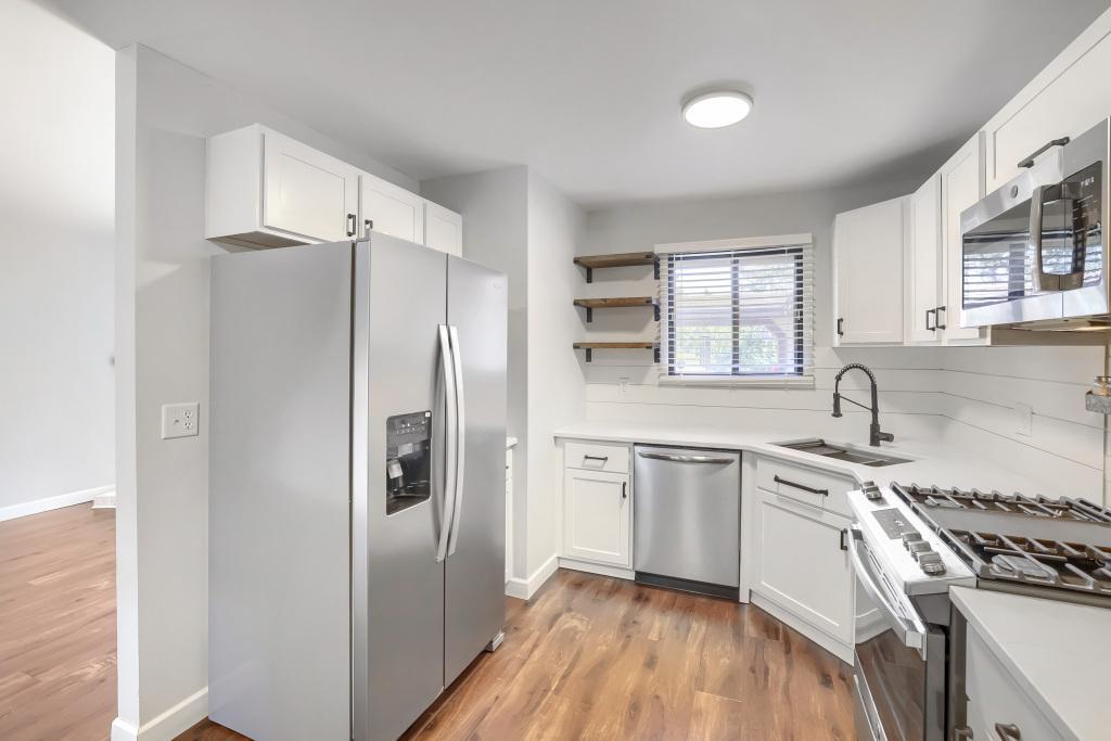 View of Residential at 12572 University Avenue, Coon Rapids MN 55448, Coon Rapids (15 of 37) - Mike Wilen | Minnesota Team Real Estate