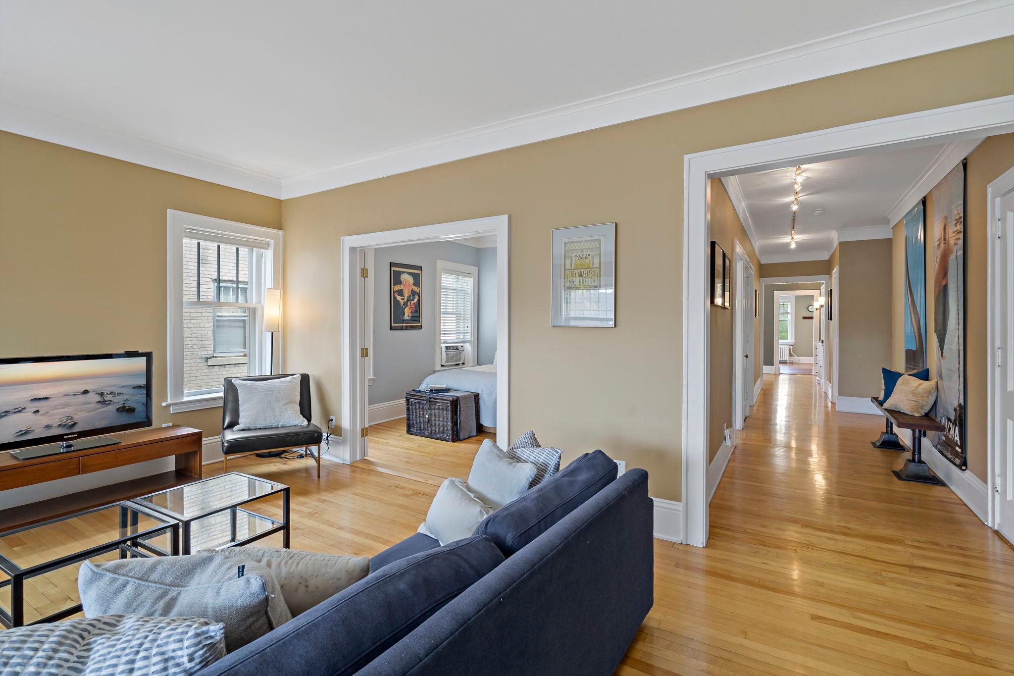 View of Residential at 2407 Girard Avenue #6, Minneapolis MN 55405, Minneapolis (11 of 31) - Mike Wilen | Minnesota Team Real Estate