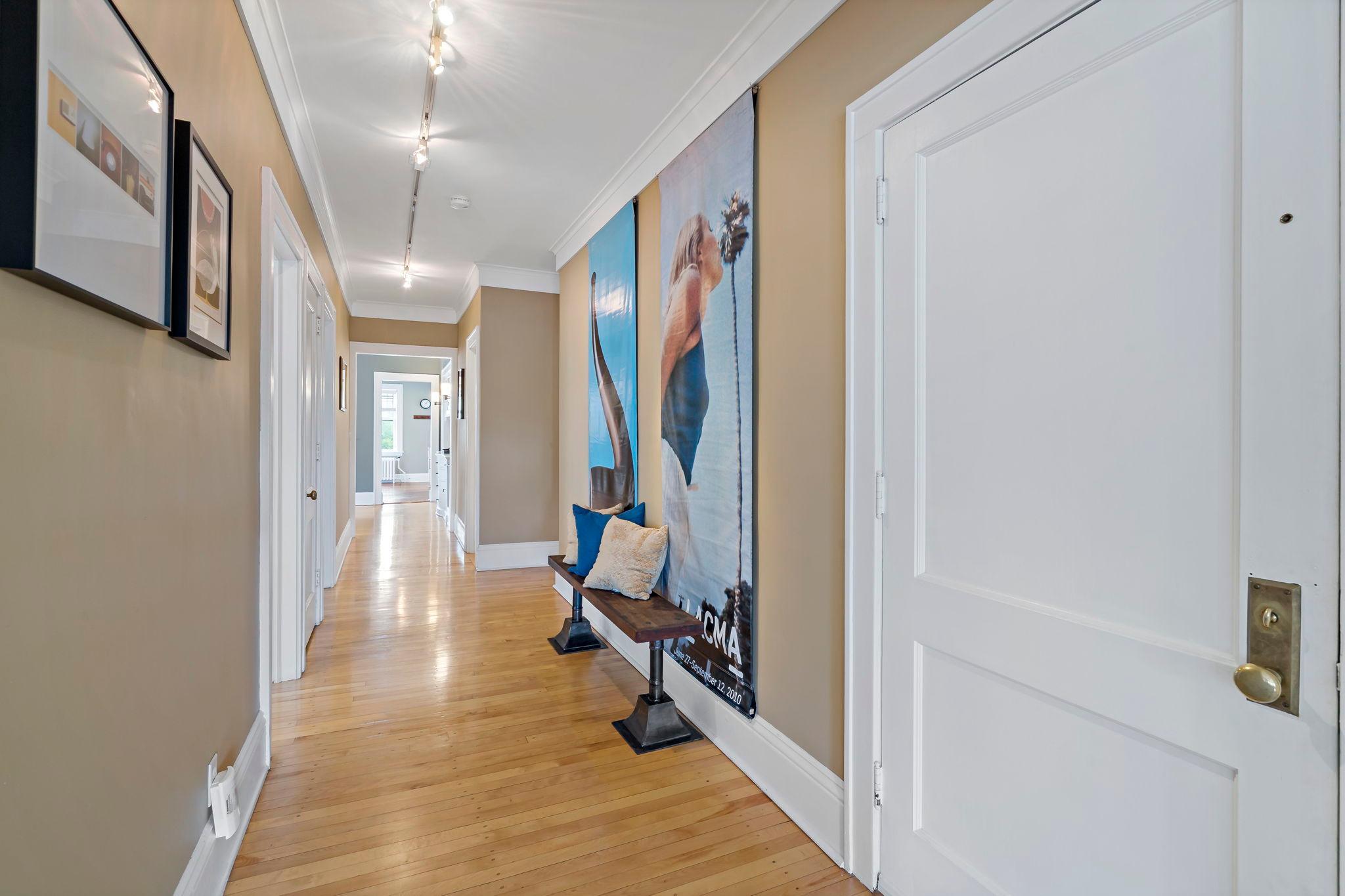View of Residential at 2407 Girard Avenue #6, Minneapolis MN 55405, Minneapolis (9 of 31) - Mike Wilen | Minnesota Team Real Estate