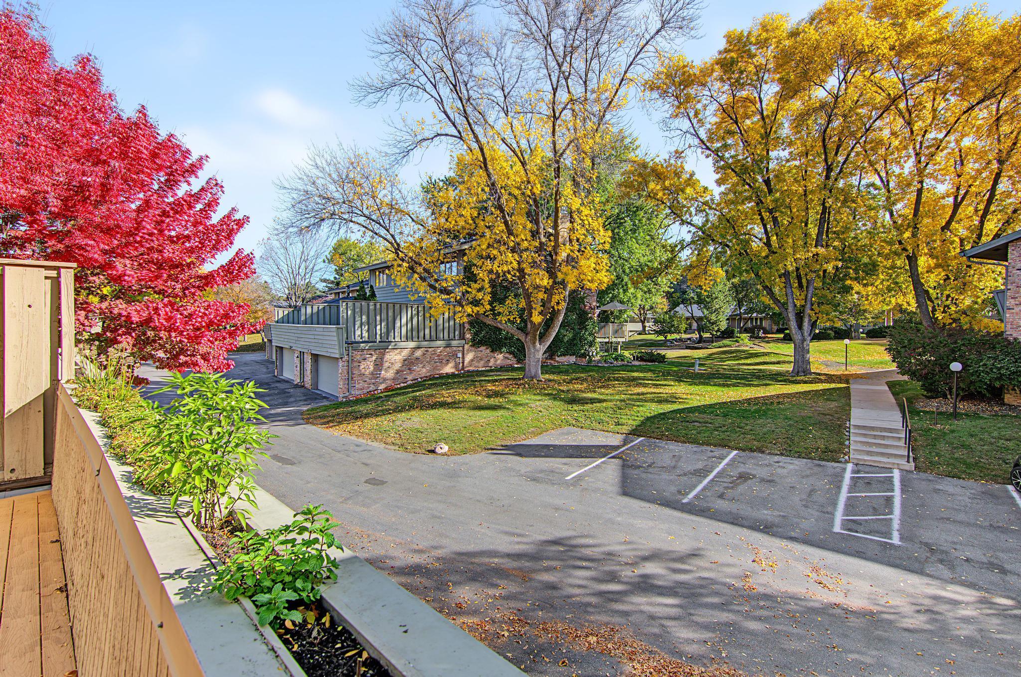 View of Residential at 214 Windsor Court, New Brighton MN 55112, New Brighton (32 of 45) - Mike Wilen | Minnesota Team Real Estate