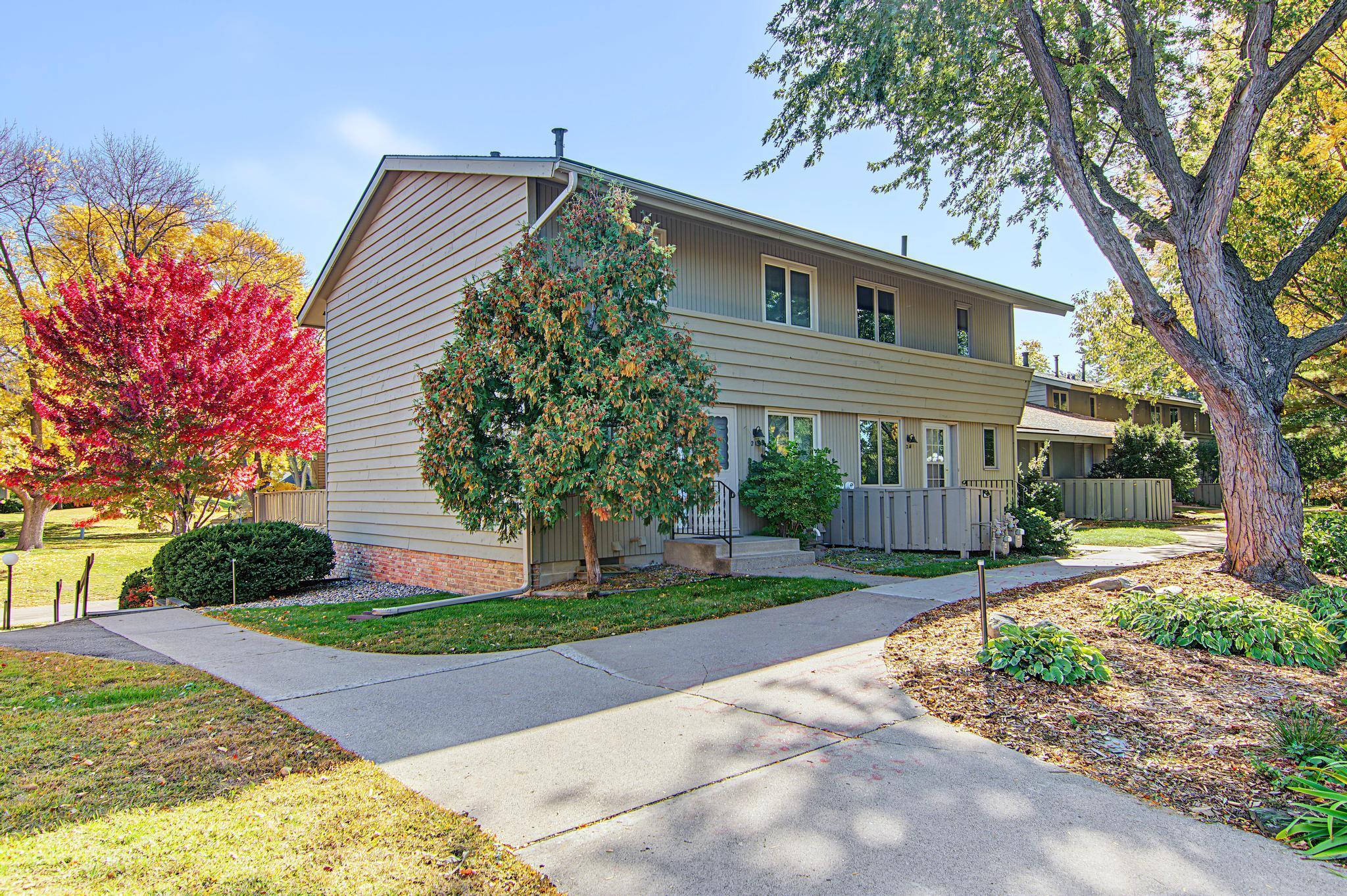 View of Residential at 214 Windsor Court, New Brighton MN 55112, New Brighton (2 of 45) - Mike Wilen | Minnesota Team Real Estate