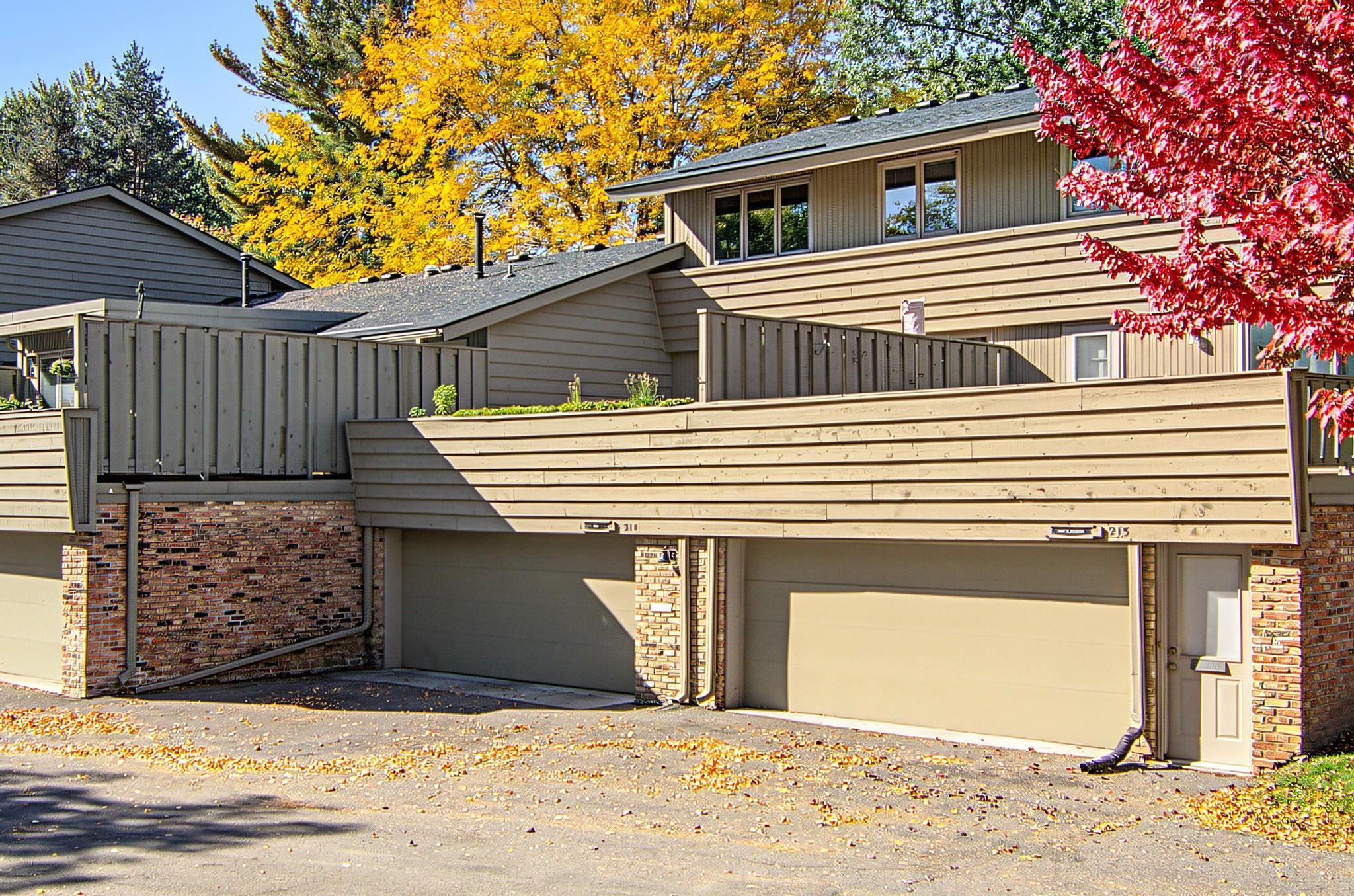 View of Residential at 214 Windsor Court, New Brighton MN 55112, New Brighton (3 of 45) - Mike Wilen | Minnesota Team Real Estate