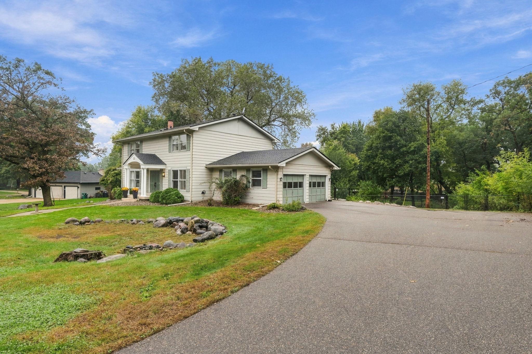 View of Residential at 486 Rimrock Drive, Apple Valley MN 55124, Apple Valley (30 of 31) - Mike Wilen | Minnesota Team Real Estate