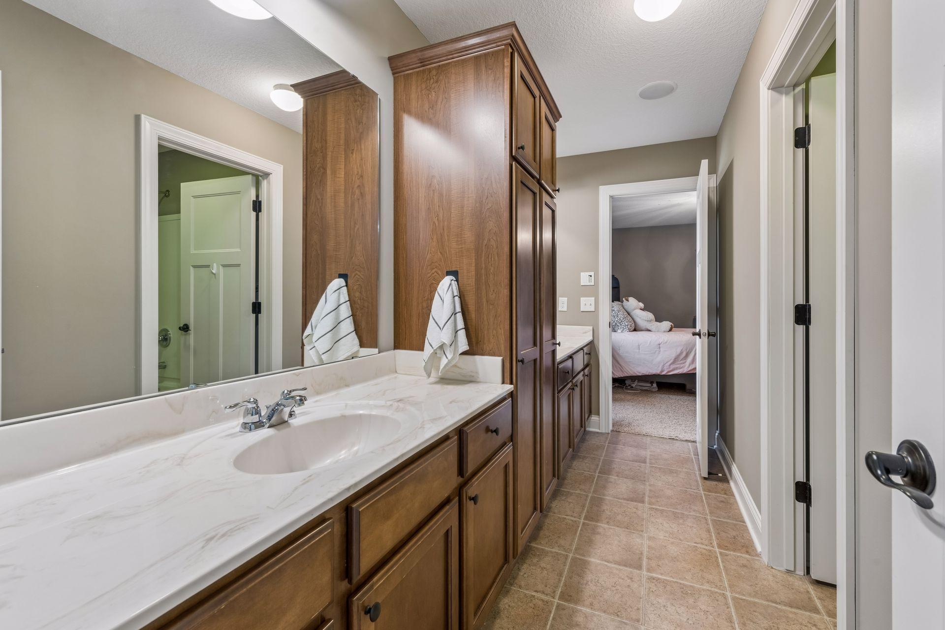 View of Residential at 1078 Rosemary Circle, Chaska MN 55318, Chaska (27 of 36) - Mike Wilen | Minnesota Team Real Estate