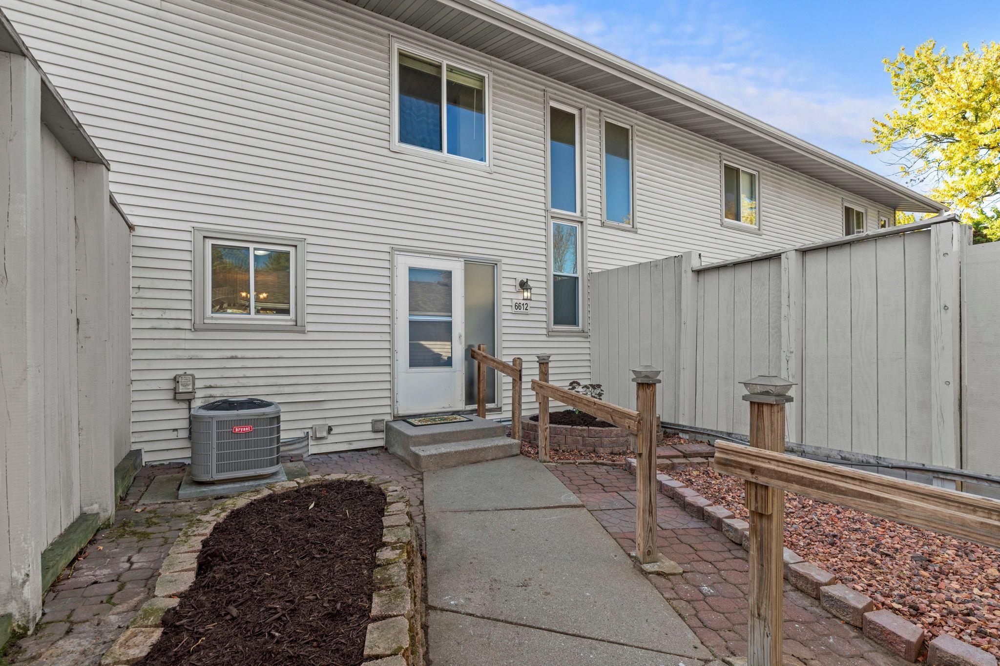 View of Residential at 6612 Gretchen Lane, Oakdale MN 55128, Oakdale (9 of 50) - Mike Wilen | Minnesota Team Real Estate