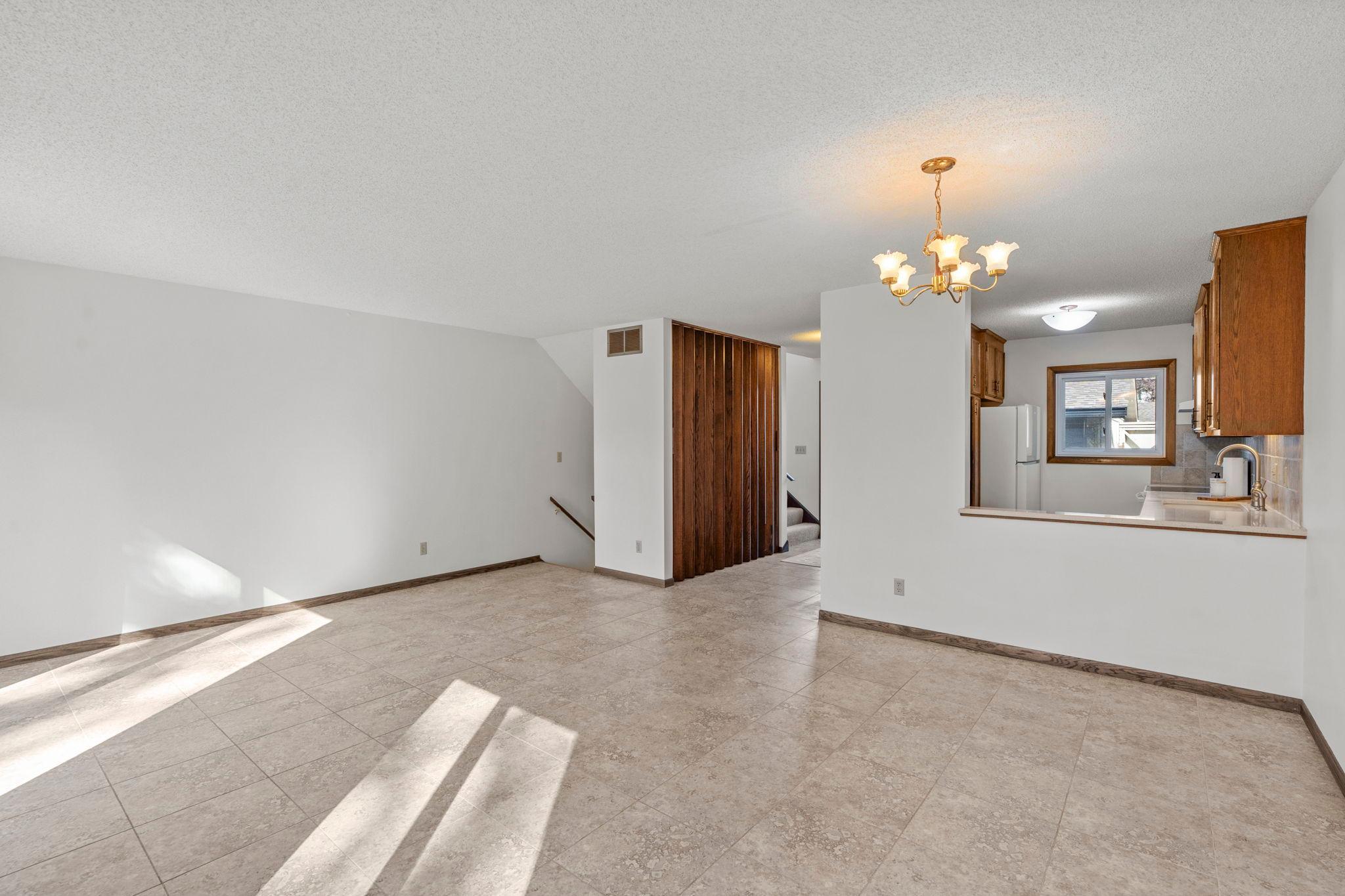View of Residential at 6612 Gretchen Lane, Oakdale MN 55128, Oakdale (16 of 50) - Mike Wilen | Minnesota Team Real Estate