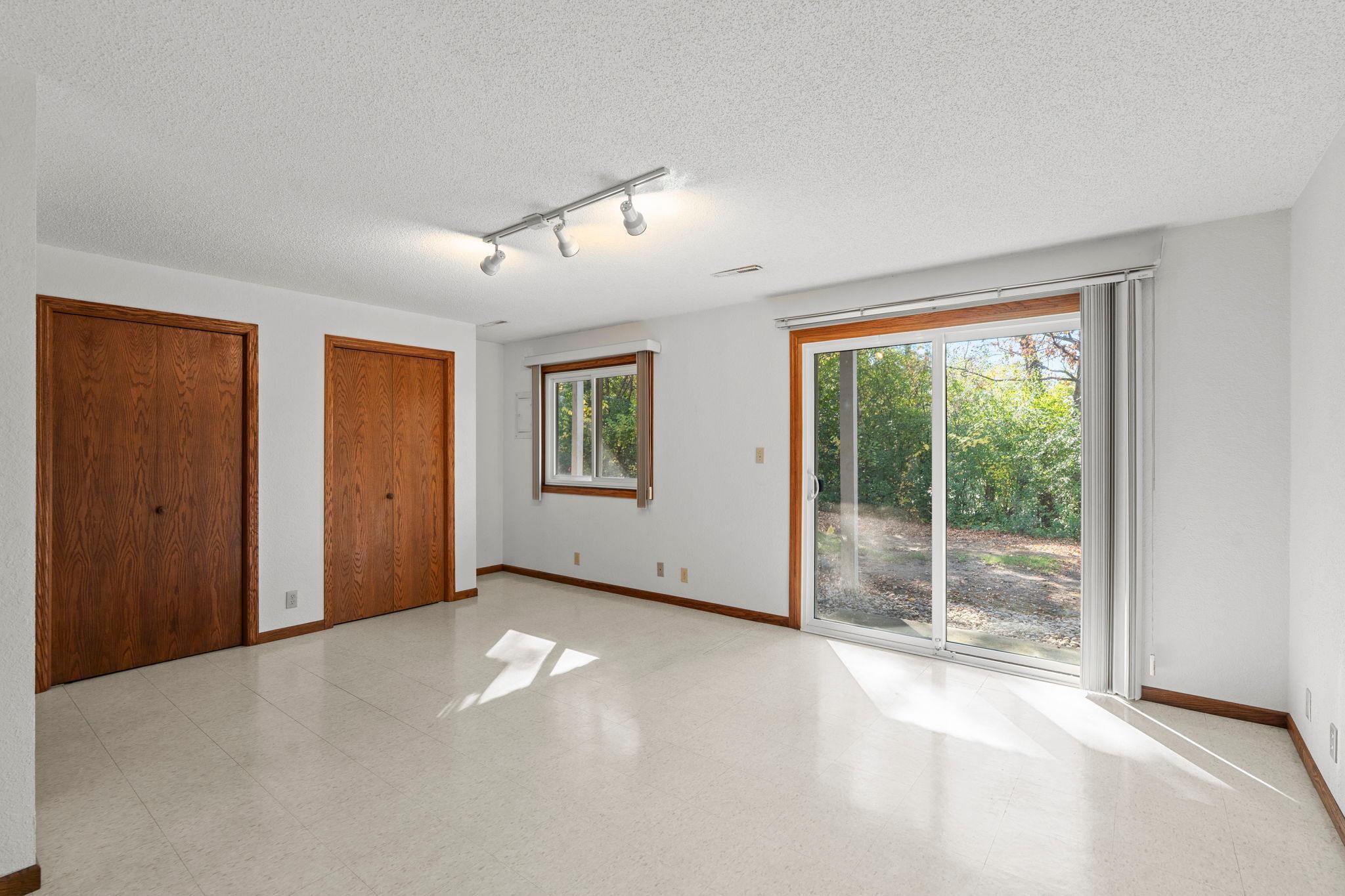 View of Residential at 6612 Gretchen Lane, Oakdale MN 55128, Oakdale (29 of 50) - Mike Wilen | Minnesota Team Real Estate