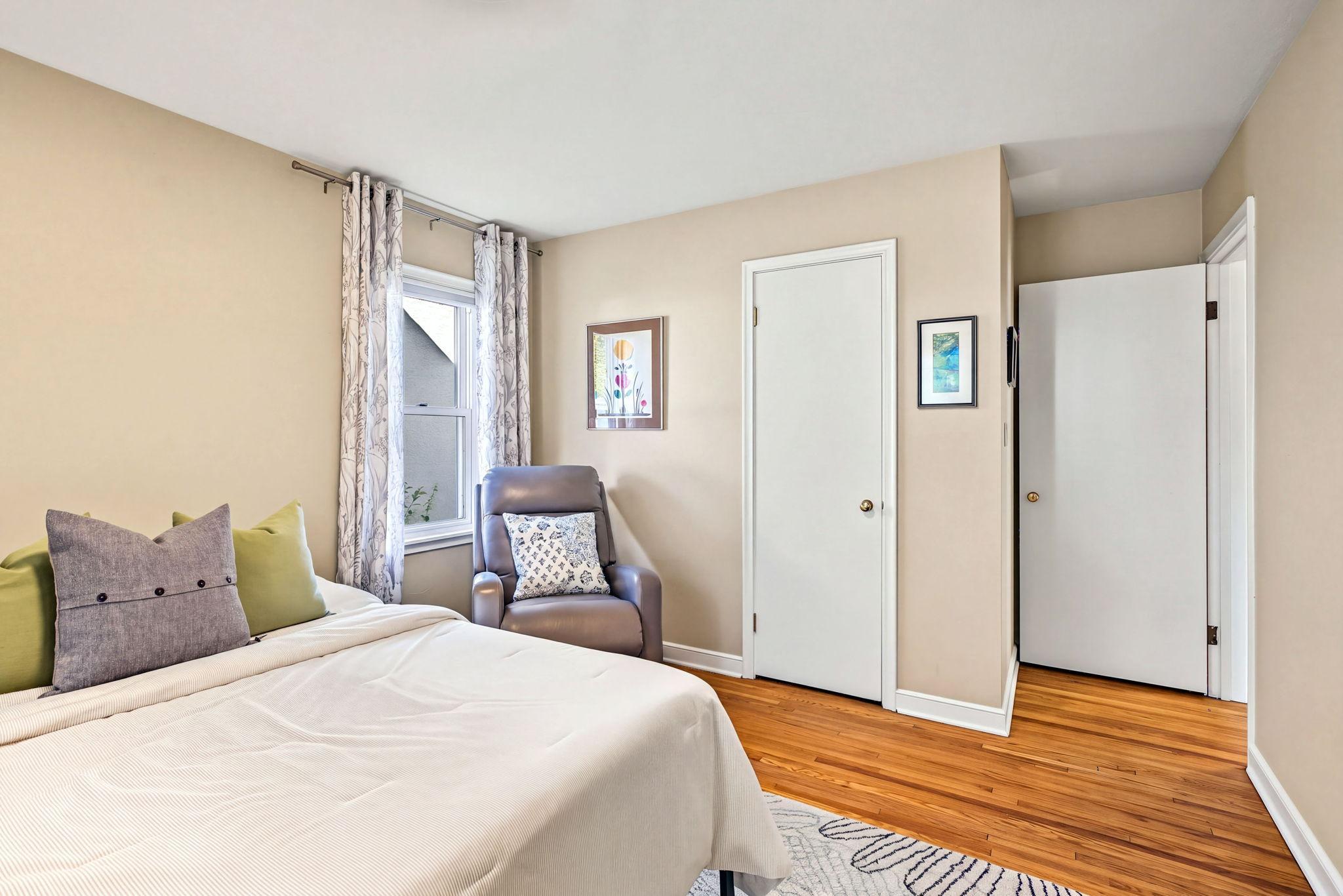 View of Residential at 1246 Smith Avenue, West Saint Paul MN 55118, West Saint Paul (23 of 36) - Mike Wilen | Minnesota Team Real Estate