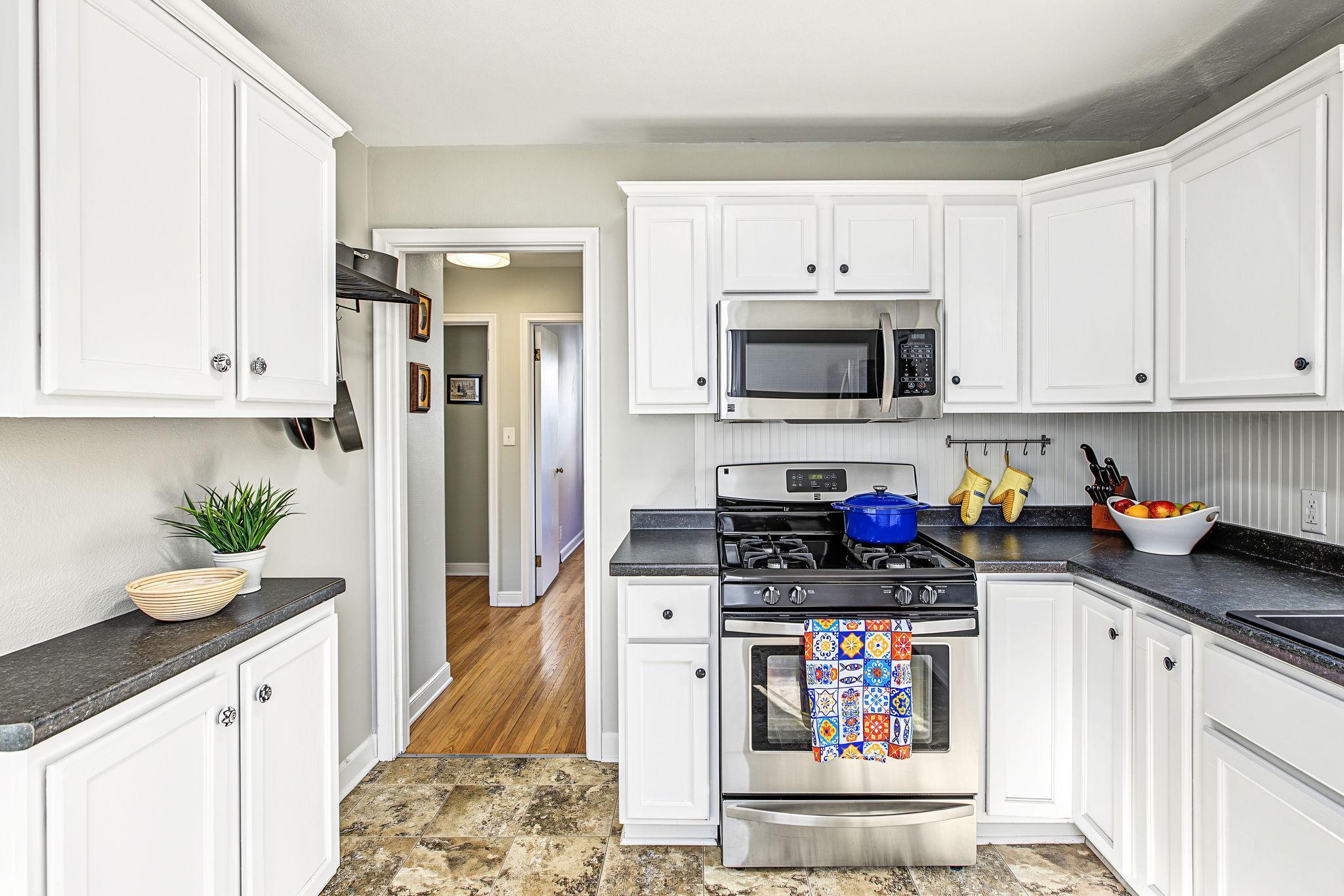 View of Residential at 1246 Smith Avenue, West Saint Paul MN 55118, West Saint Paul (15 of 36) - Mike Wilen | Minnesota Team Real Estate