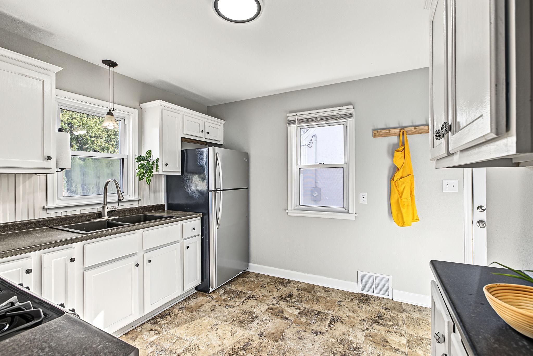 View of Residential at 1246 Smith Avenue, West Saint Paul MN 55118, West Saint Paul (12 of 36) - Mike Wilen | Minnesota Team Real Estate