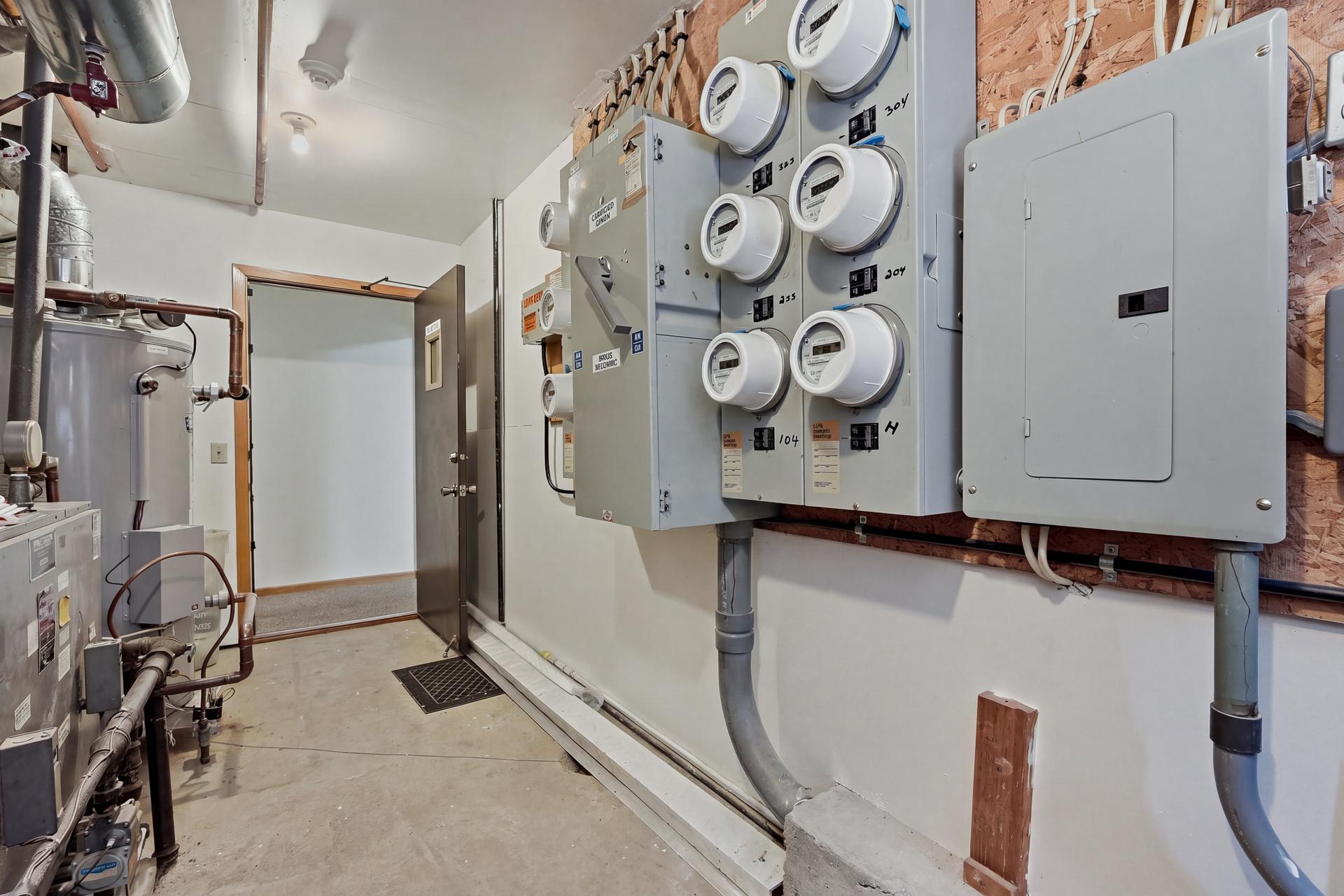 View of Commercial Sale at 4621 University Avenue, Columbia Heights MN 55421, Columbia Heights (46 of 46) - Mike Wilen | Minnesota Team Real Estate