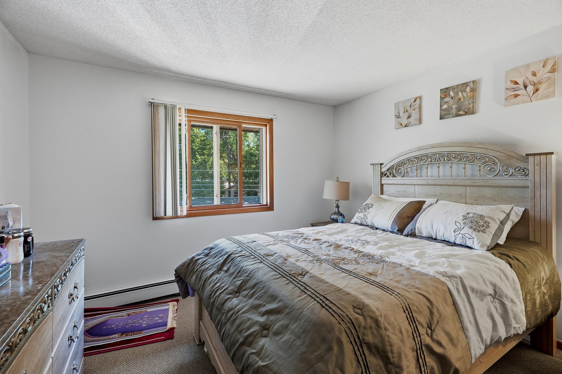 View of Commercial Sale at 4621 University Avenue, Columbia Heights MN 55421, Columbia Heights (40 of 46) - Mike Wilen | Minnesota Team Real Estate