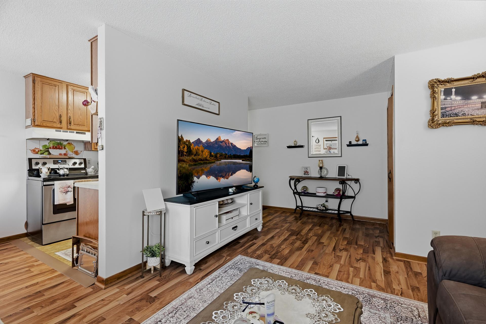 View of Commercial Sale at 4621 University Avenue, Columbia Heights MN 55421, Columbia Heights (38 of 46) - Mike Wilen | Minnesota Team Real Estate