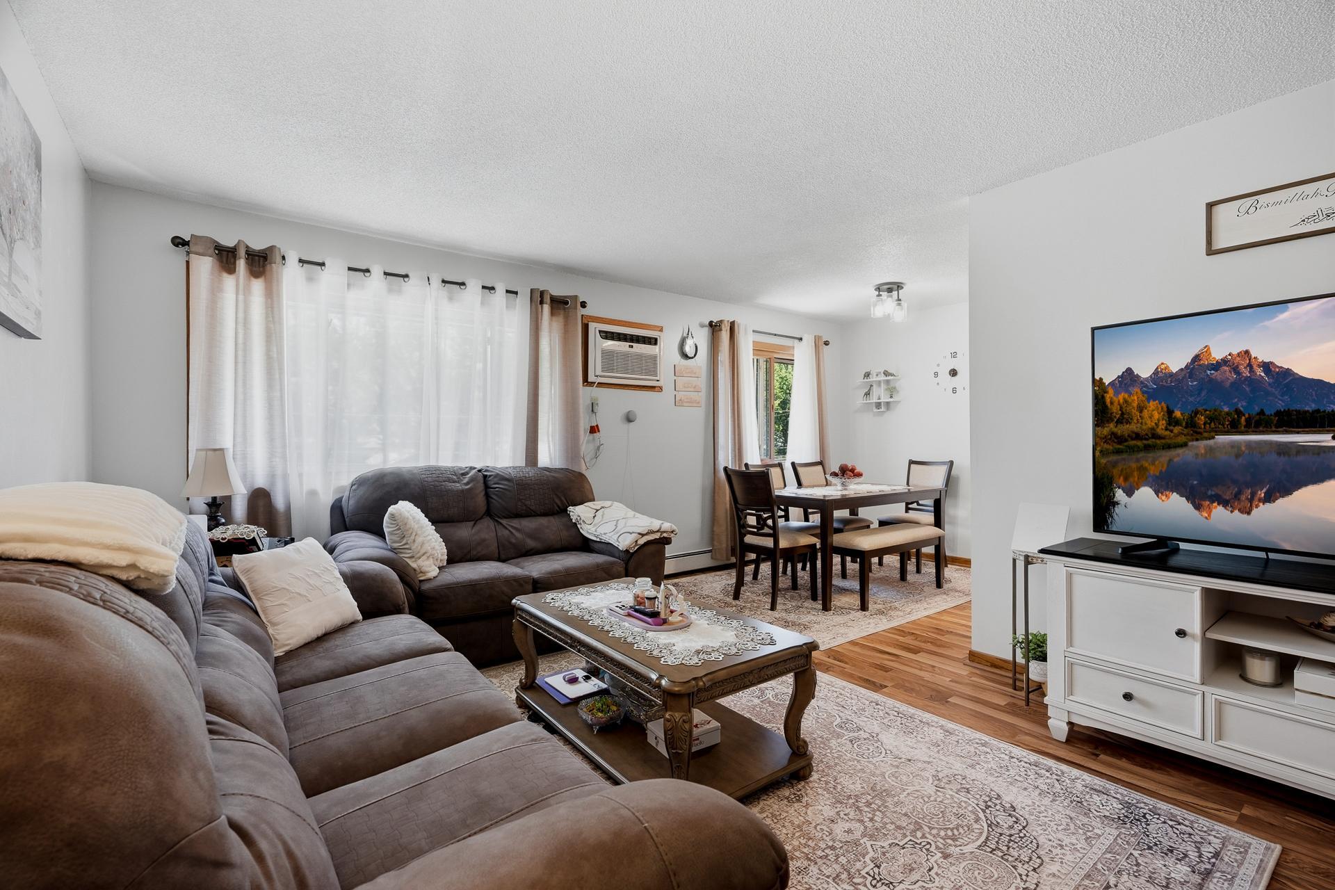 View of Commercial Sale at 4621 University Avenue, Columbia Heights MN 55421, Columbia Heights (37 of 46) - Mike Wilen | Minnesota Team Real Estate