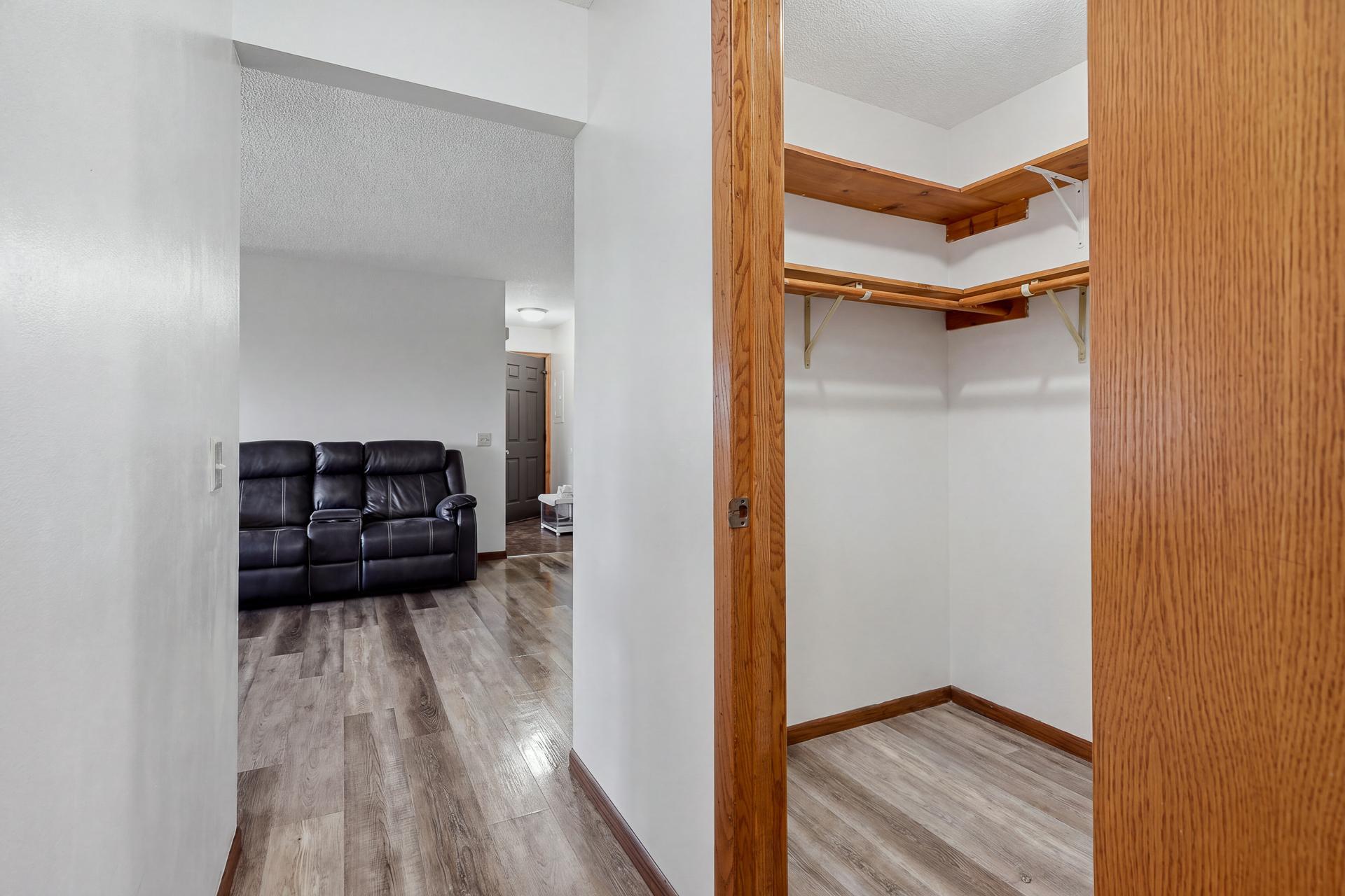 View of Commercial Sale at 4621 University Avenue, Columbia Heights MN 55421, Columbia Heights (27 of 46) - Mike Wilen | Minnesota Team Real Estate