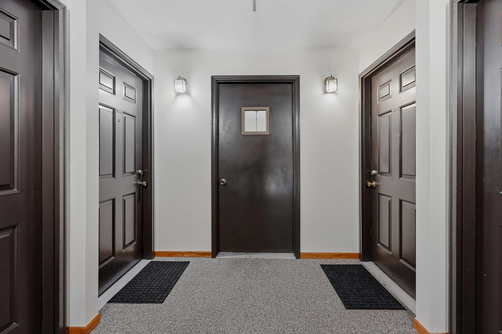 View of Commercial Sale at 4621 University Avenue, Columbia Heights MN 55421, Columbia Heights (10 of 46) - Mike Wilen | Minnesota Team Real Estate