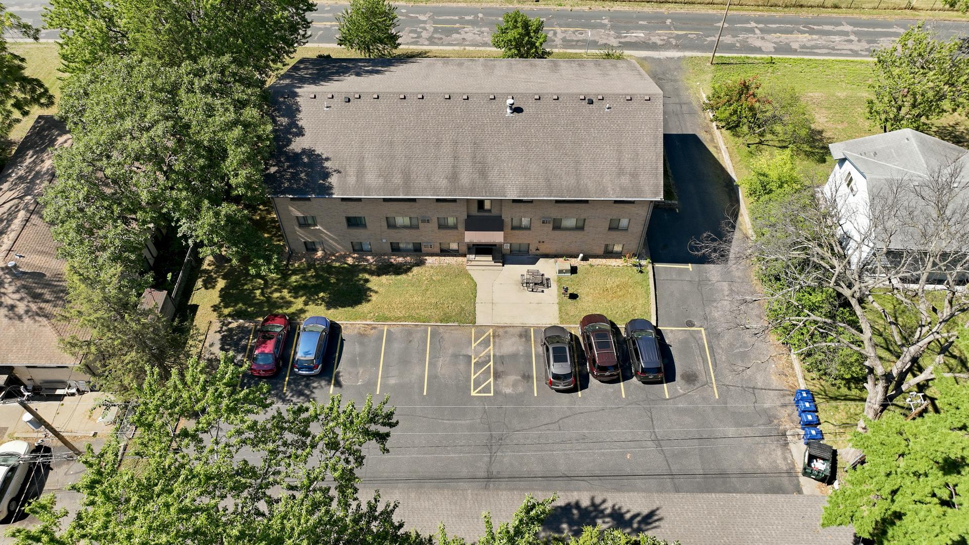 View of Commercial Sale at 4621 University Avenue, Columbia Heights MN 55421, Columbia Heights (5 of 46) - Mike Wilen | Minnesota Team Real Estate