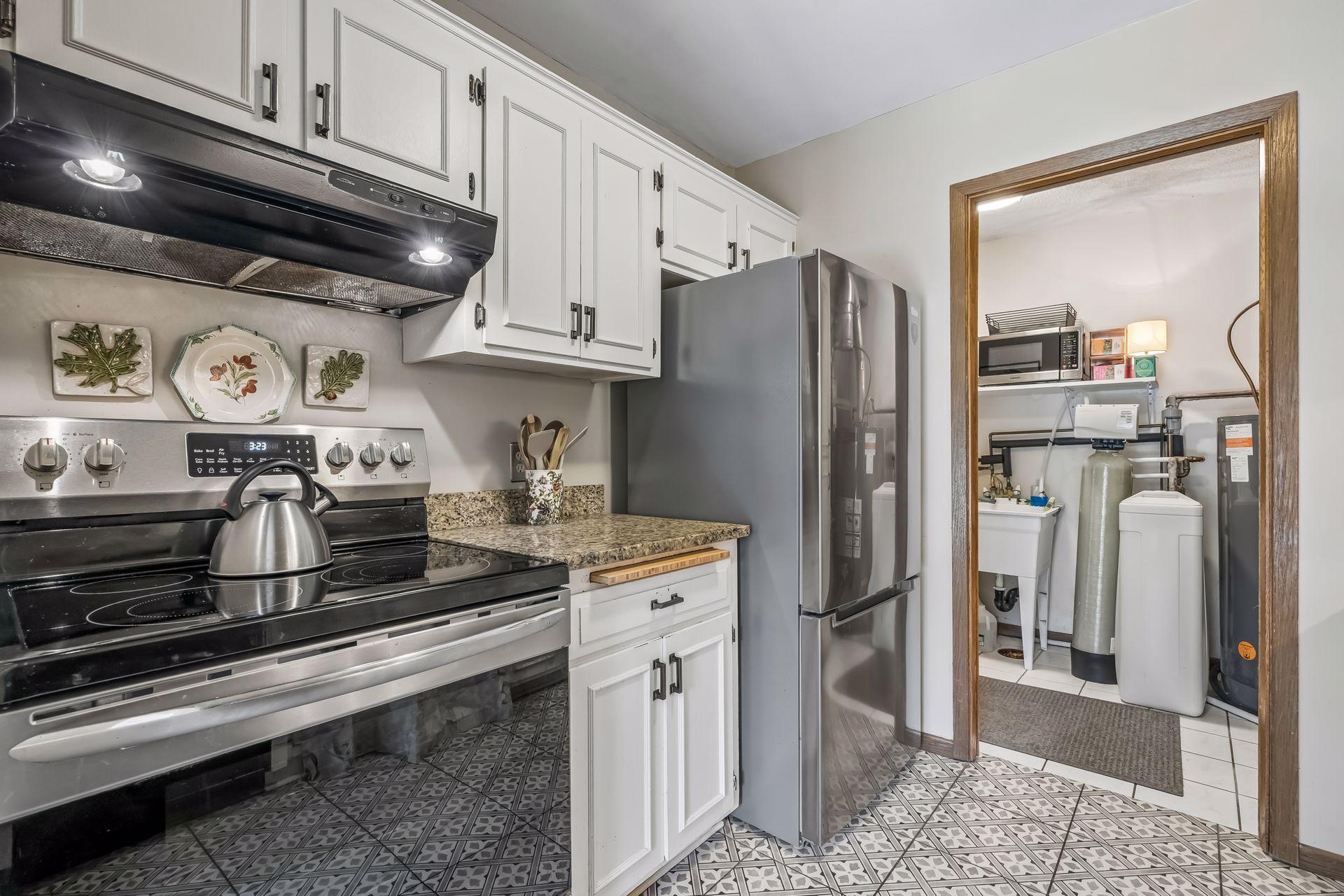 View of Residential at 13390 Hughes Court, Apple Valley MN 55124, Apple Valley (20 of 37) - Mike Wilen | Minnesota Team Real Estate