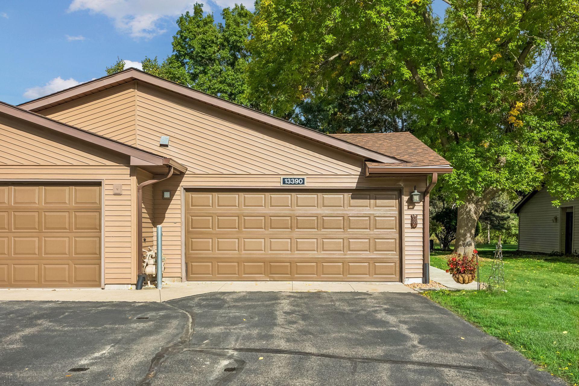 View of Residential at 13390 Hughes Court, Apple Valley MN 55124, Apple Valley (36 of 37) - Mike Wilen | Minnesota Team Real Estate