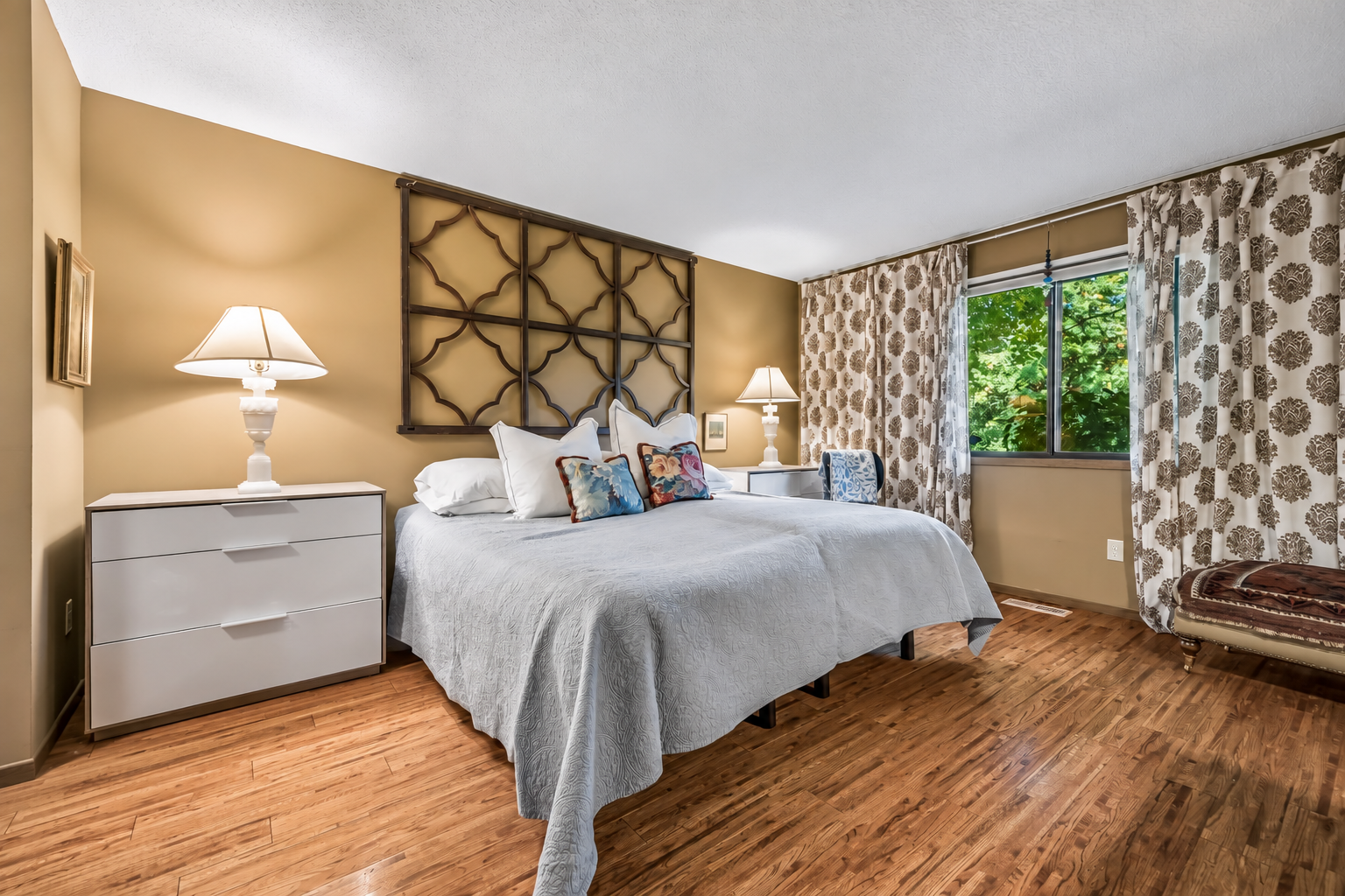 View of Residential at 13390 Hughes Court, Apple Valley MN 55124, Apple Valley (29 of 37) - Mike Wilen | Minnesota Team Real Estate