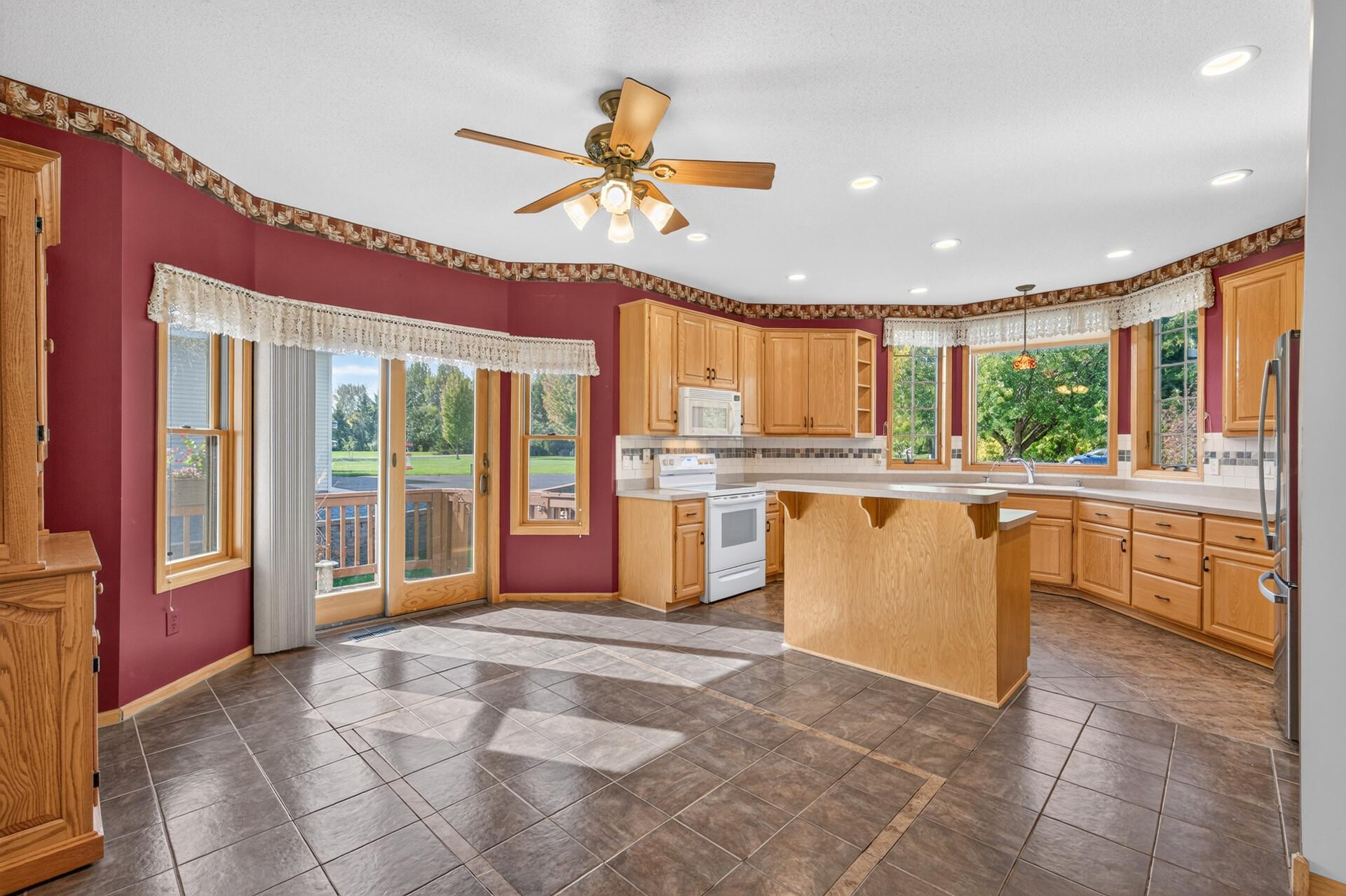 View of Residential at 28319 Lakeside Lane, Lindstrom MN 55045, Lindstrom (8 of 53) - Mike Wilen | Minnesota Team Real Estate