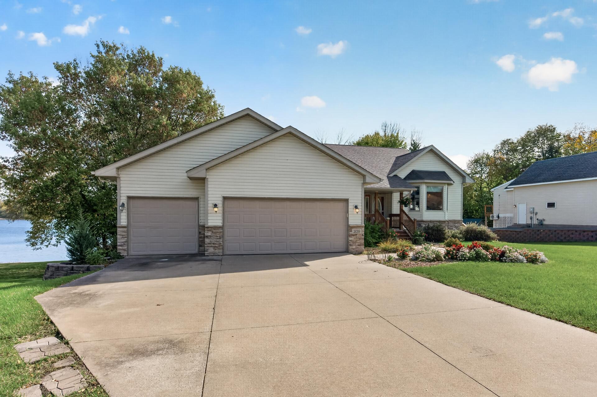 View of Residential at 28319 Lakeside Lane, Lindstrom MN 55045, Lindstrom (2 of 53) - Mike Wilen | Minnesota Team Real Estate