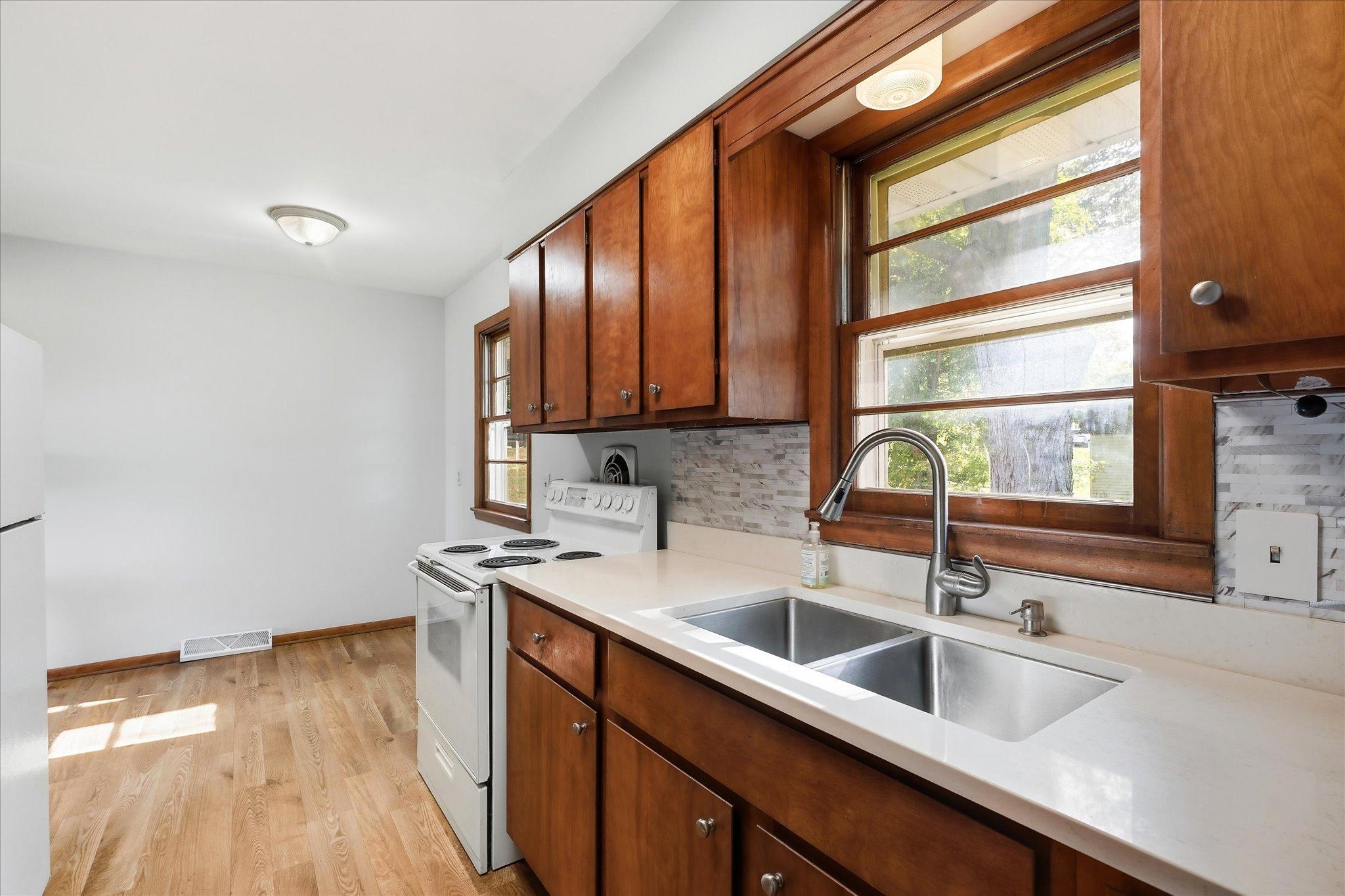 View of Residential at 218 Maple Street, Le Sueur MN 56058, Le Sueur (7 of 26) - Mike Wilen | Minnesota Team Real Estate
