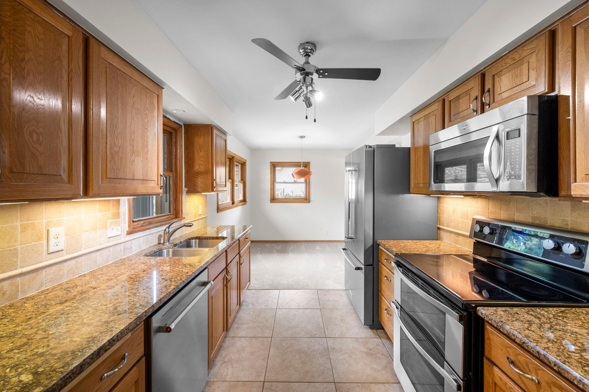 View of Residential at 13404 Windyhill Road, Minnetonka MN 55305, Minnetonka (16 of 47) - Mike Wilen | Minnesota Team Real Estate
