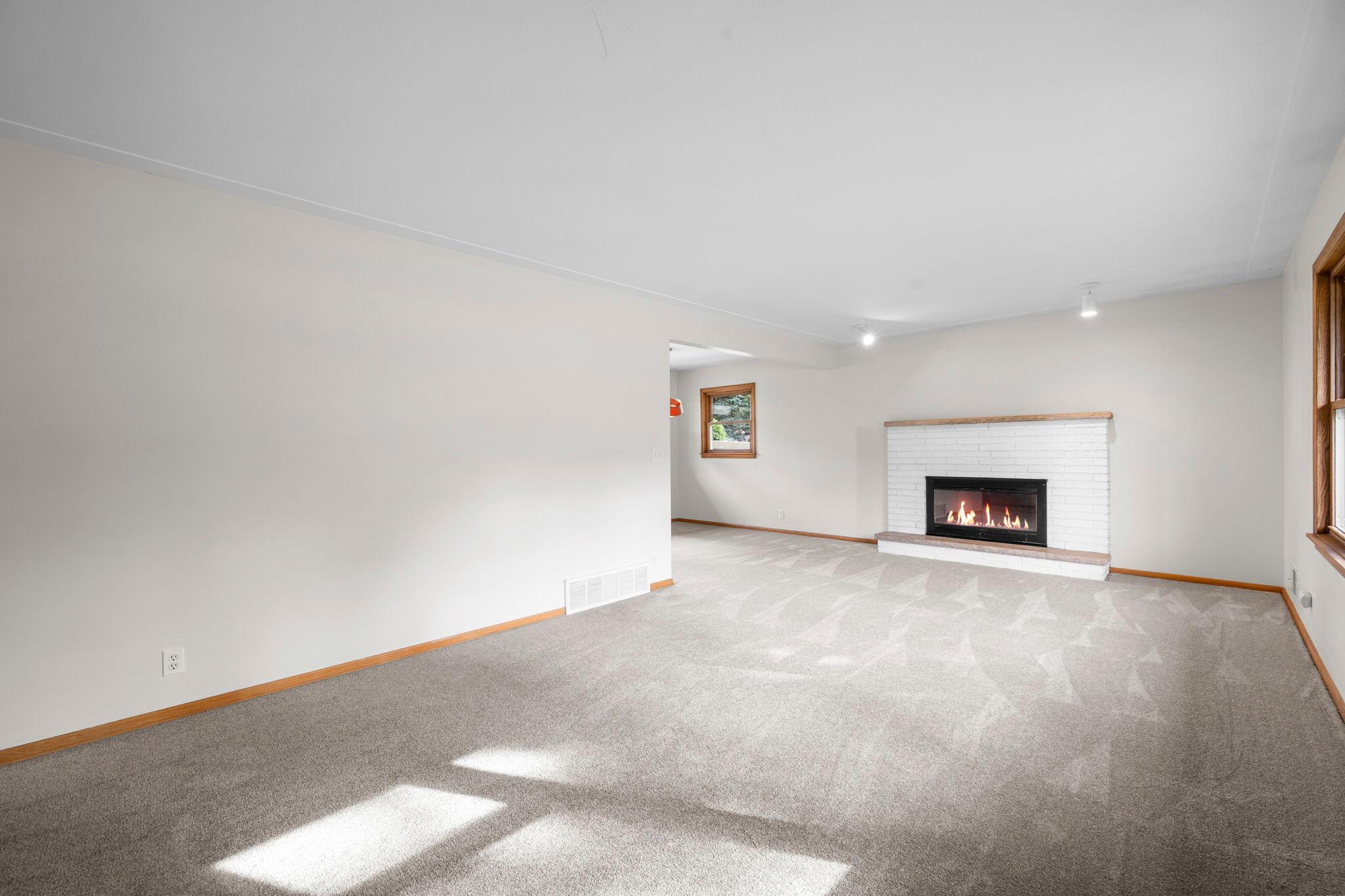 View of Residential at 13404 Windyhill Road, Minnetonka MN 55305, Minnetonka (10 of 47) - Mike Wilen | Minnesota Team Real Estate