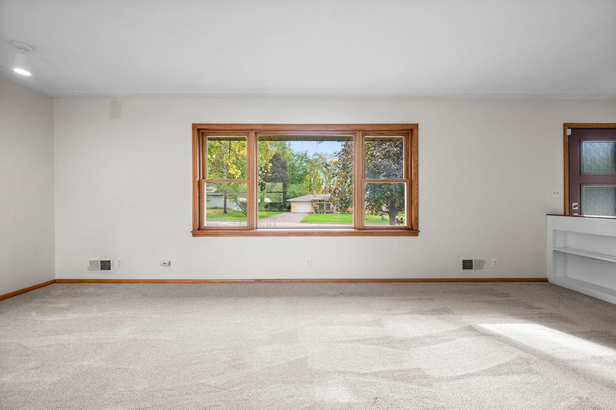 View of Residential at 13404 Windyhill Road, Minnetonka MN 55305, Minnetonka (8 of 47) - Mike Wilen | Minnesota Team Real Estate