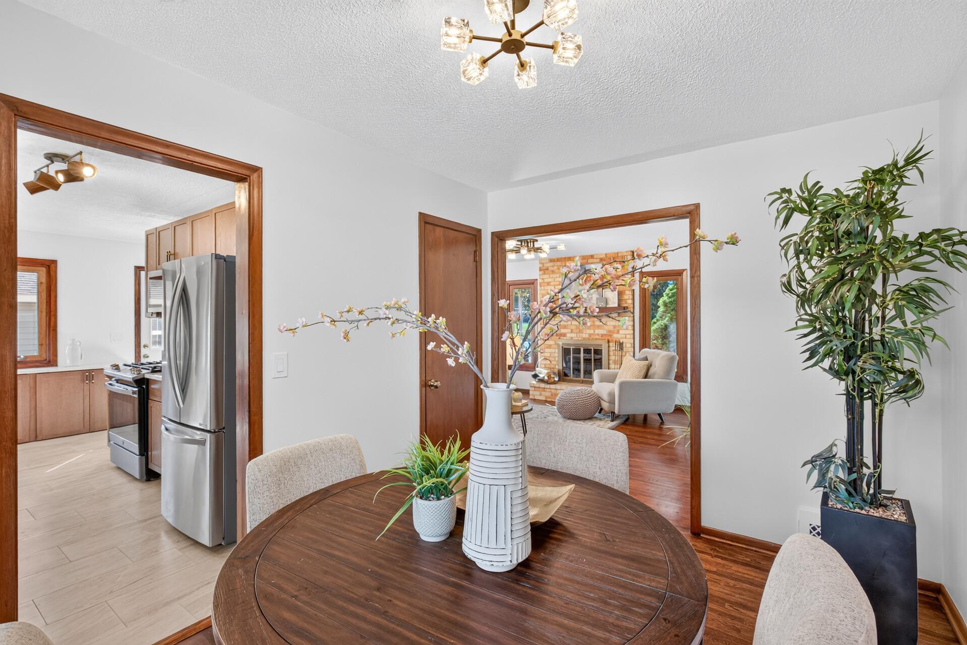 View of Residential at 11309 France Avenue, Bloomington MN 55431, Bloomington (4 of 19) - Mike Wilen | Minnesota Team Real Estate