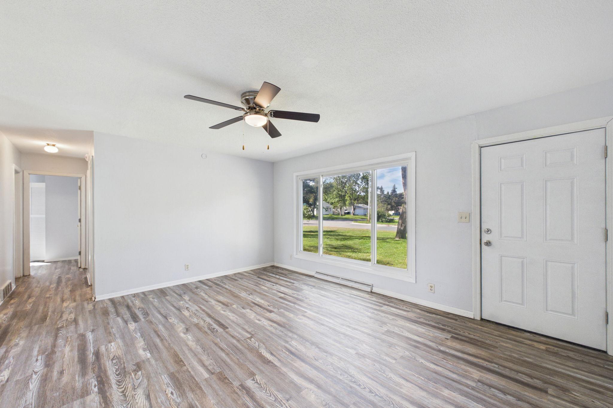 View of Residential at 10101 Palm Street, Coon Rapids MN 55433, Coon Rapids (6 of 17) - Mike Wilen | Minnesota Team Real Estate
