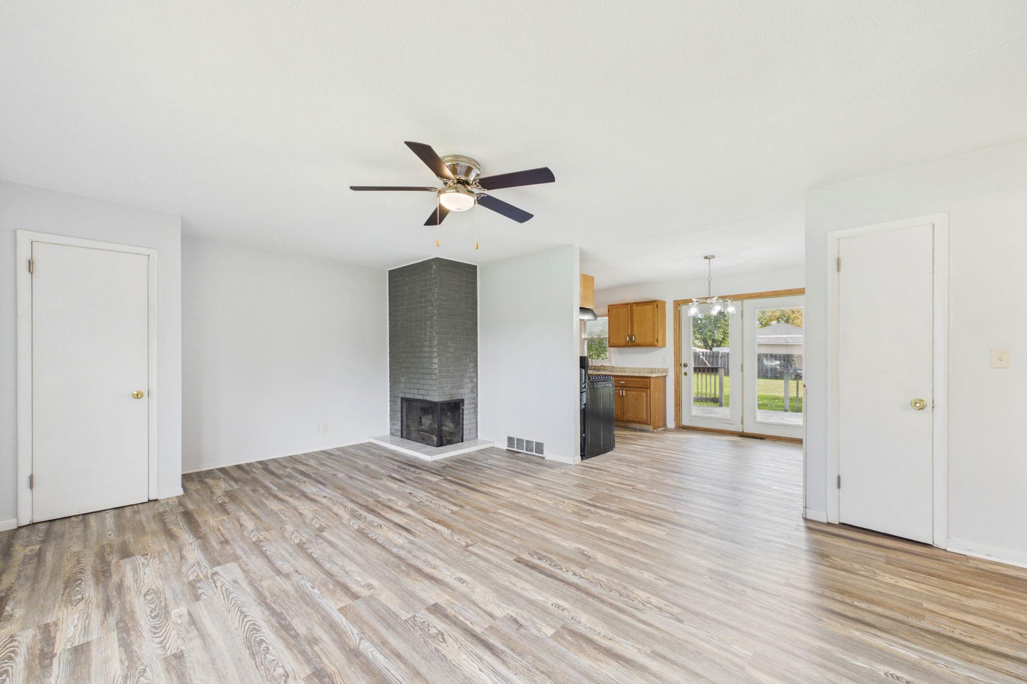 View of Residential at 10101 Palm Street, Coon Rapids MN 55433, Coon Rapids (5 of 17) - Mike Wilen | Minnesota Team Real Estate