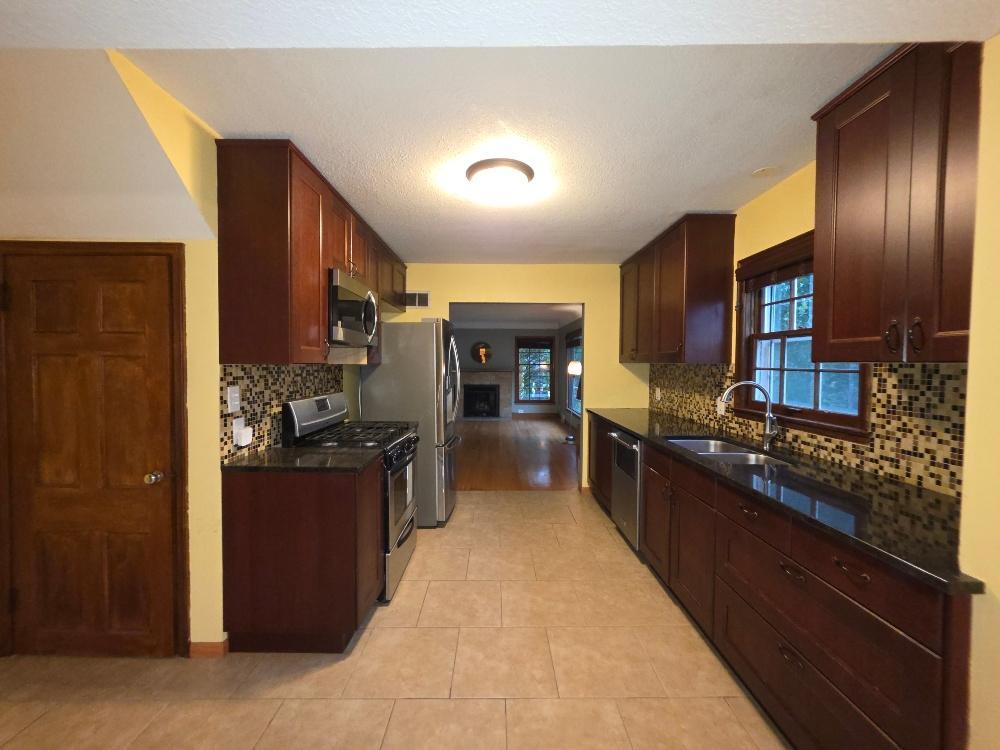 View of Residential at 909 Old Lexington Avenue, Saint Paul MN 55116, Saint Paul (24 of 41) - Mike Wilen | Minnesota Team Real Estate