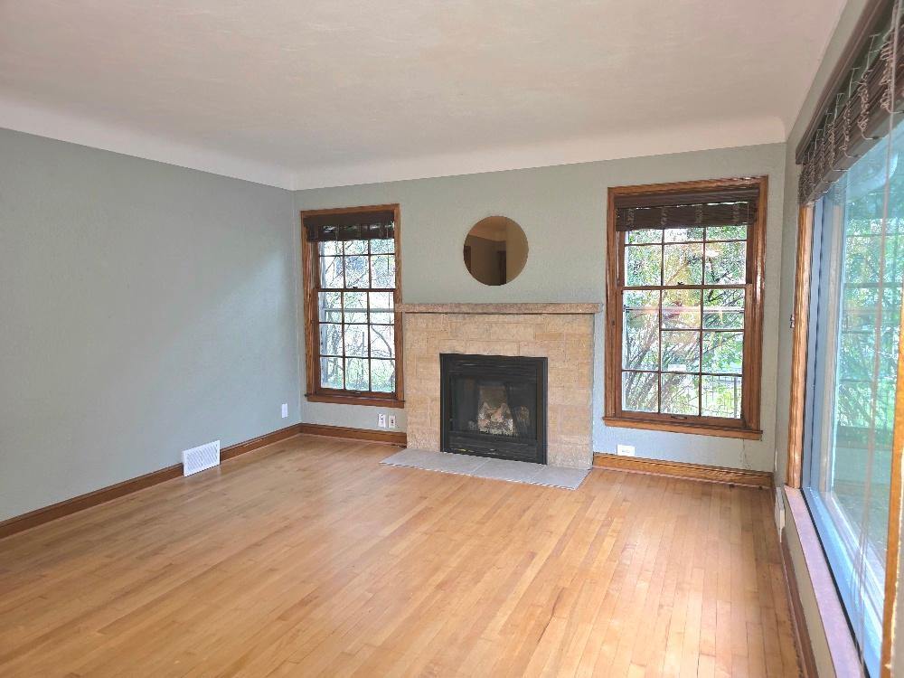 View of Residential at 909 Old Lexington Avenue, Saint Paul MN 55116, Saint Paul (13 of 41) - Mike Wilen | Minnesota Team Real Estate