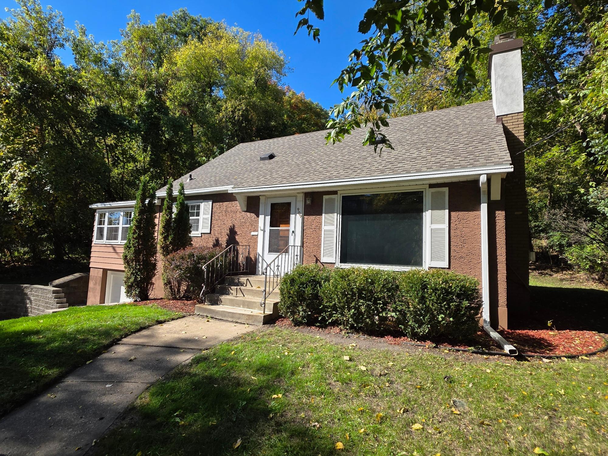 View of Residential at 909 Old Lexington Avenue, Saint Paul MN 55116, Saint Paul (2 of 41) - Mike Wilen | Minnesota Team Real Estate
