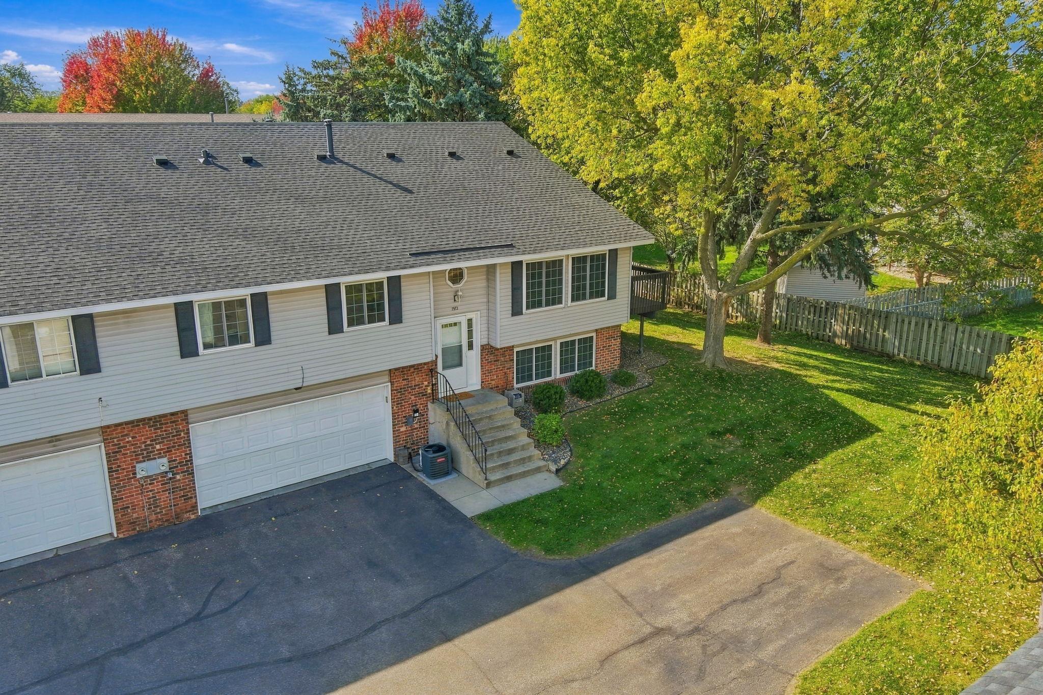 View of Residential at 7973 147th Street, Apple Valley MN 55124, Apple Valley (31 of 33) - Mike Wilen | Minnesota Team Real Estate