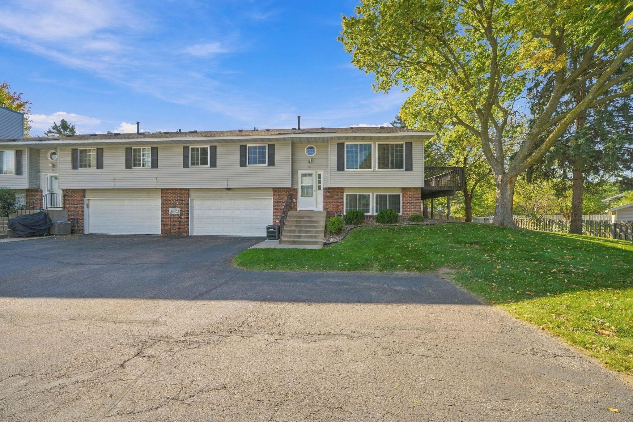 View of Residential at 7973 147th Street, Apple Valley MN 55124, Apple Valley (29 of 33) - Mike Wilen | Minnesota Team Real Estate