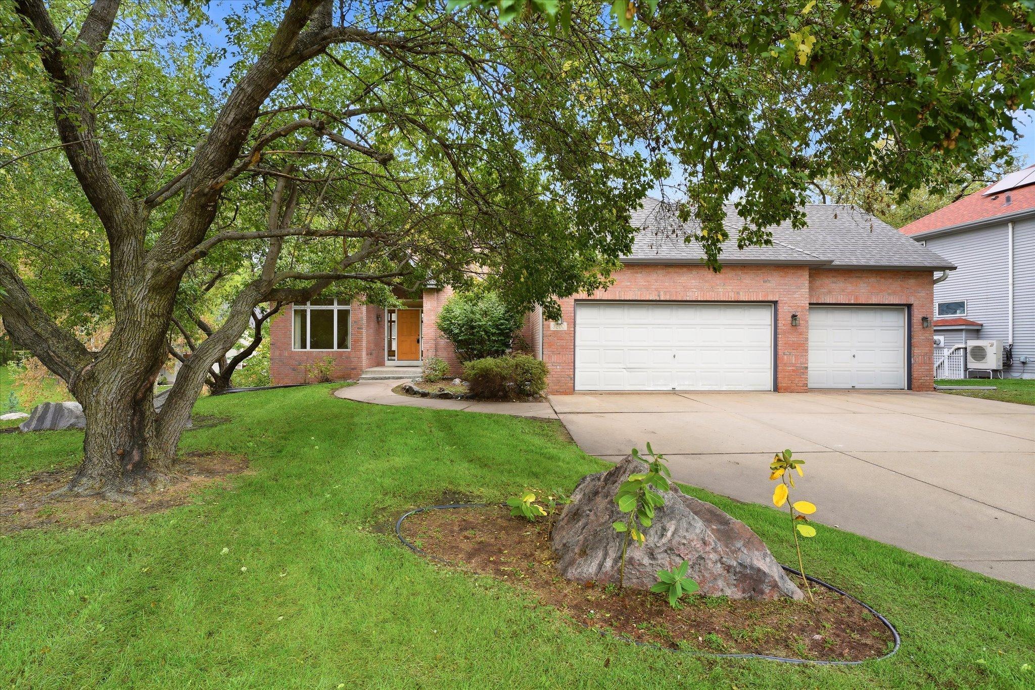 View of Residential at 3200 Bent Tree Hills Drive, New Brighton MN 55112, New Brighton (10 of 33) - Mike Wilen | Minnesota Team Real Estate